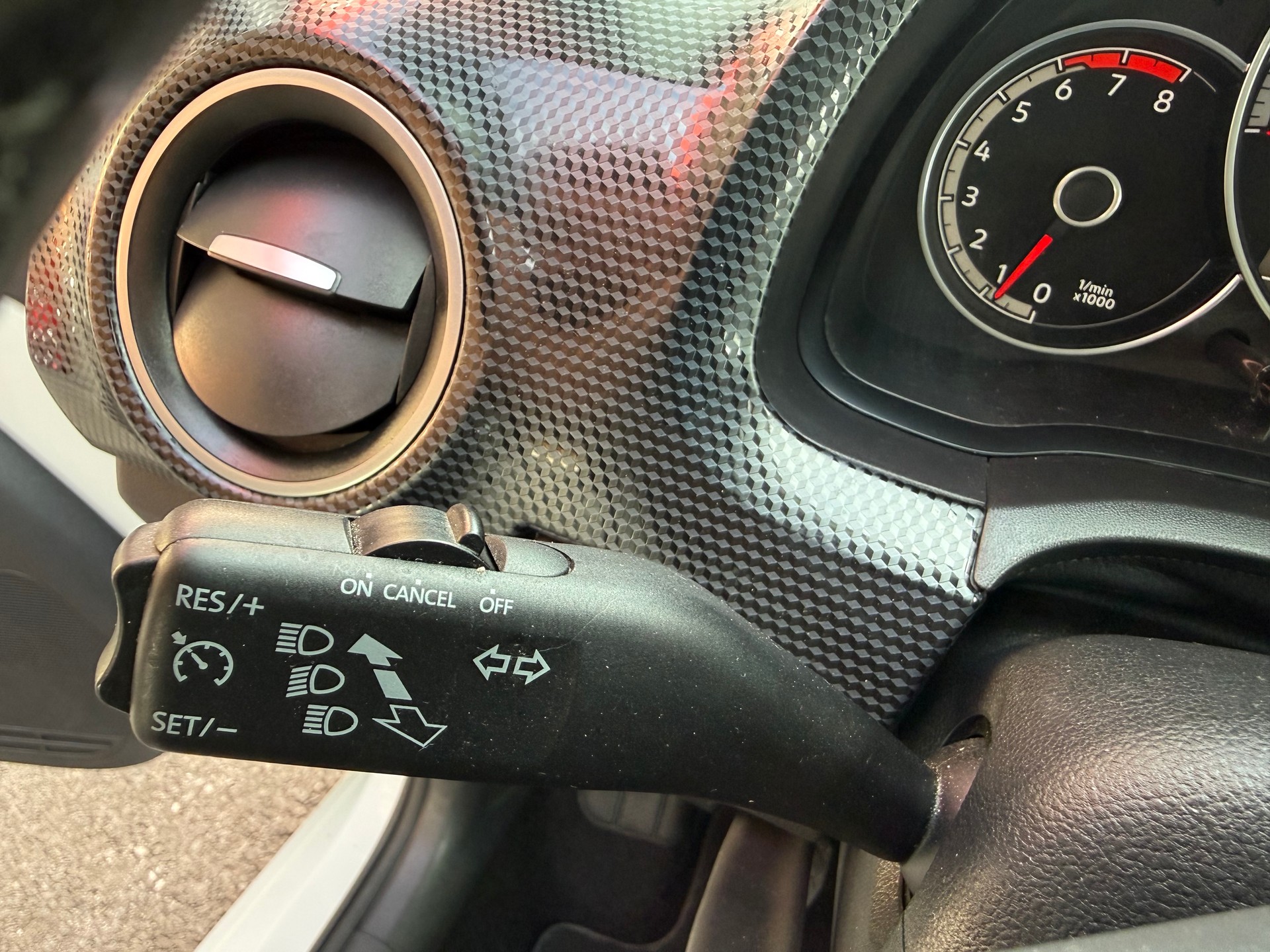 VW Up 1.0 MPI move up-image-10