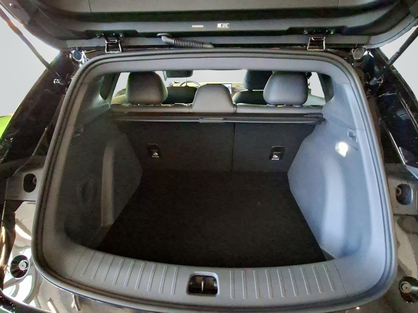 LEAPMOTOR B05 EV 67.1kWh-image-14
