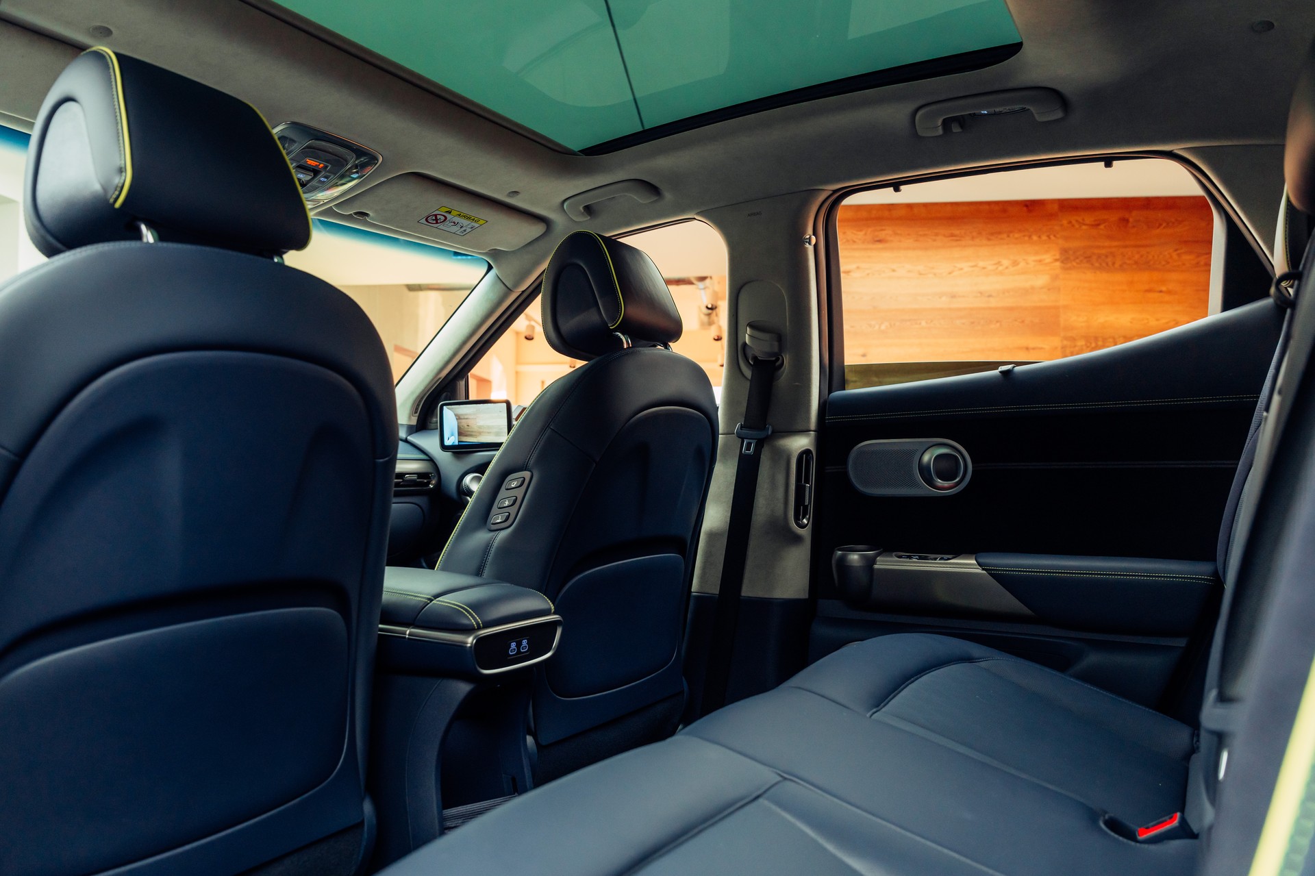 GENESIS GV60 77.4 kWh Sport Plus AWD-image-8