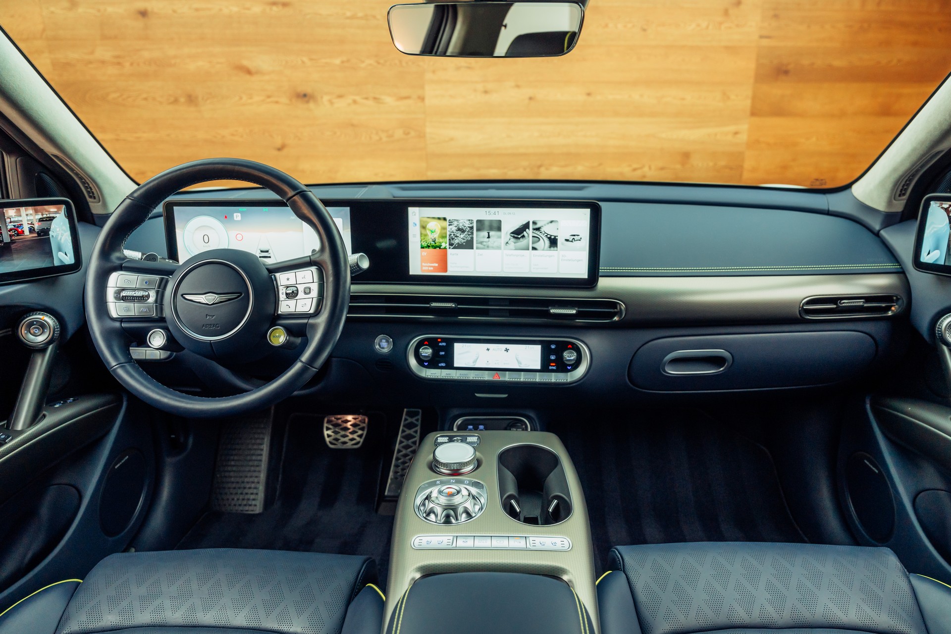 GENESIS GV60 77.4 kWh Sport Plus AWD-image-4