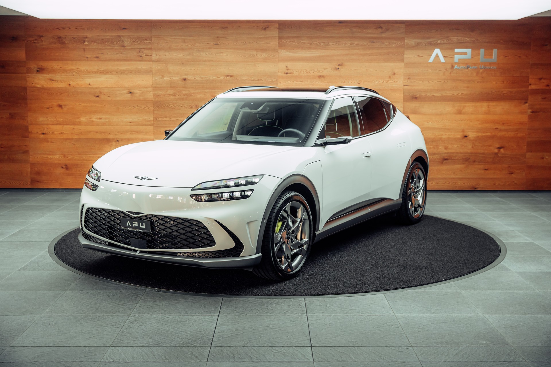 GENESIS GV60 77.4 kWh Sport Plus AWD-showroom-element-3