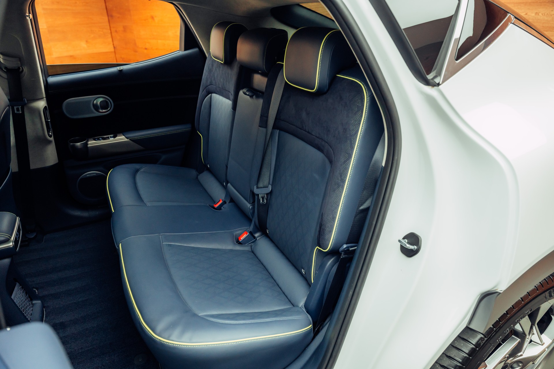 GENESIS GV60 77.4 kWh Sport Plus AWD-image-7