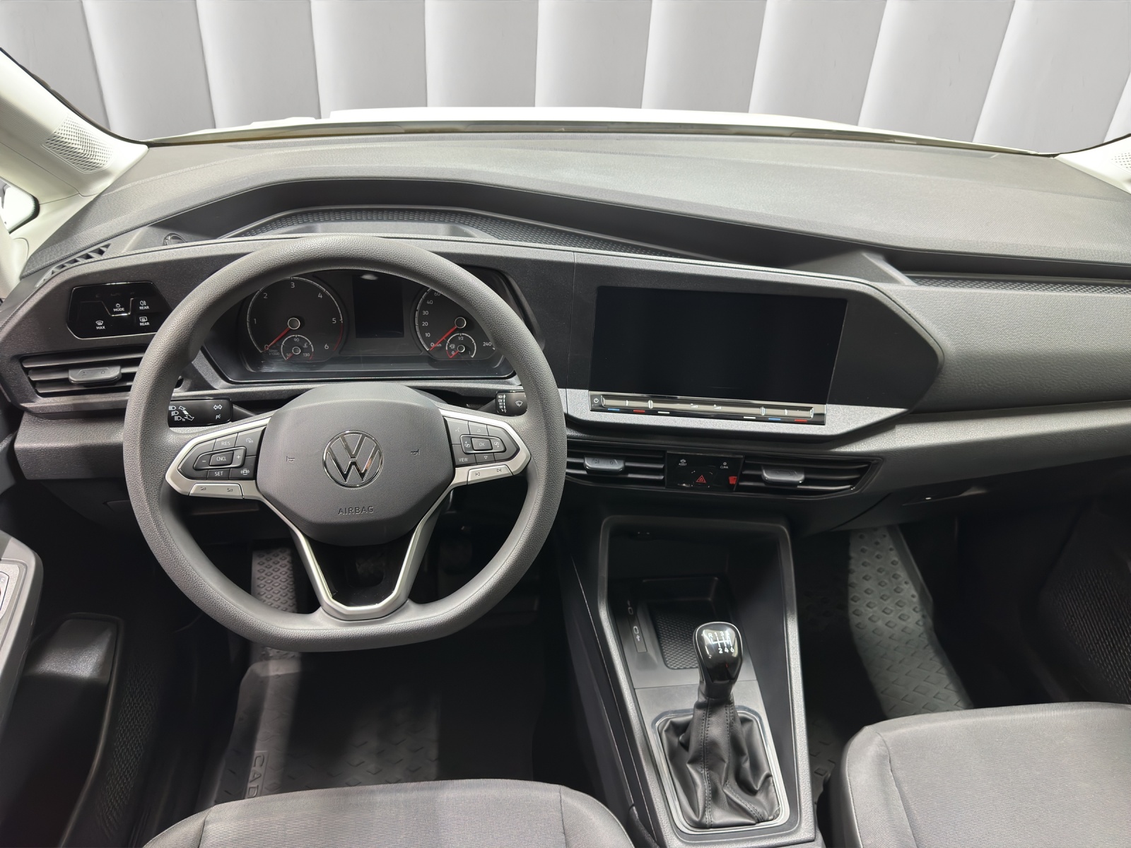 VW Caddy 2.0 TDI Cargo 4Motion-image-8