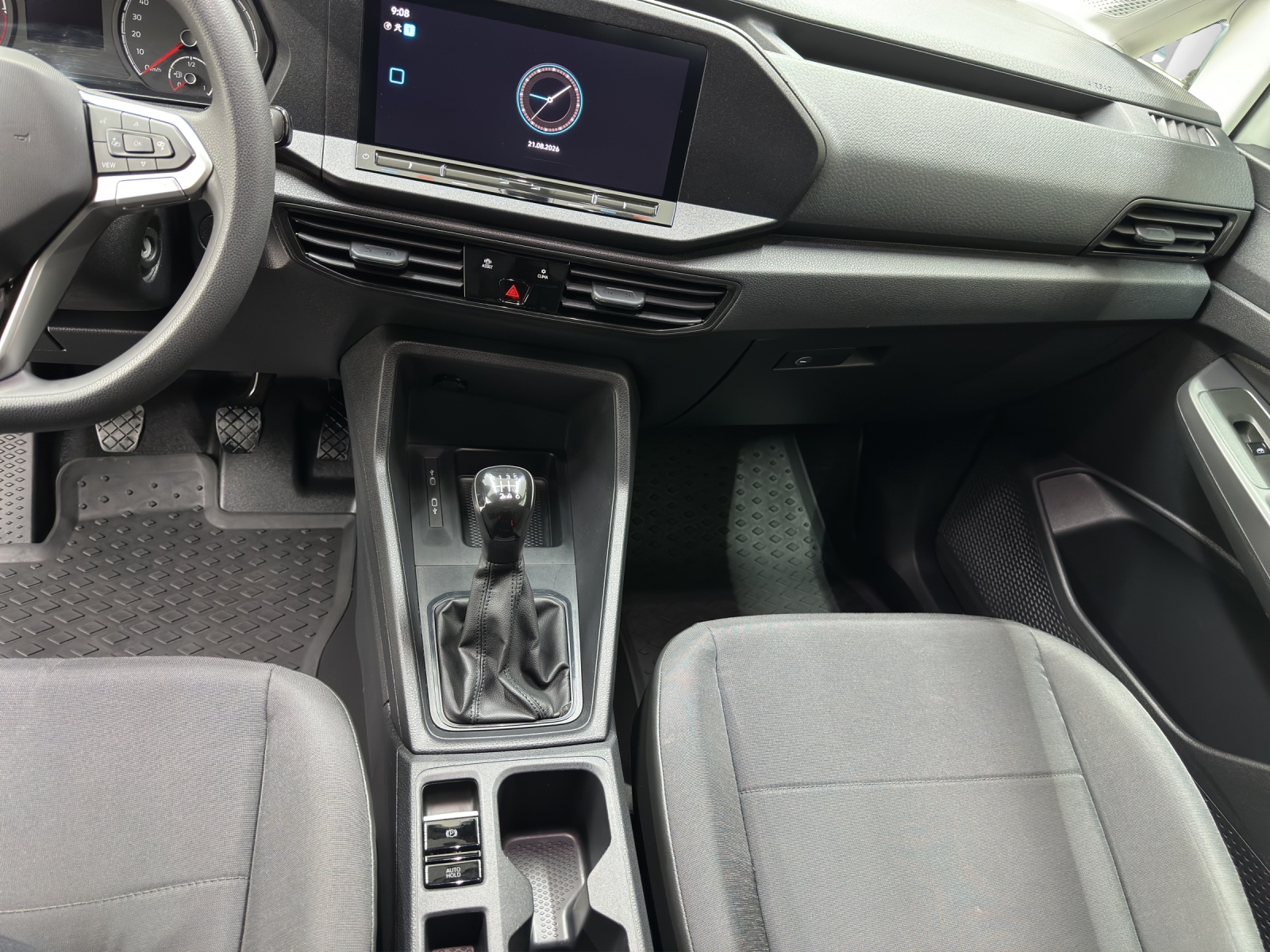 VW Caddy 2.0 TDI Cargo 4Motion-image-9