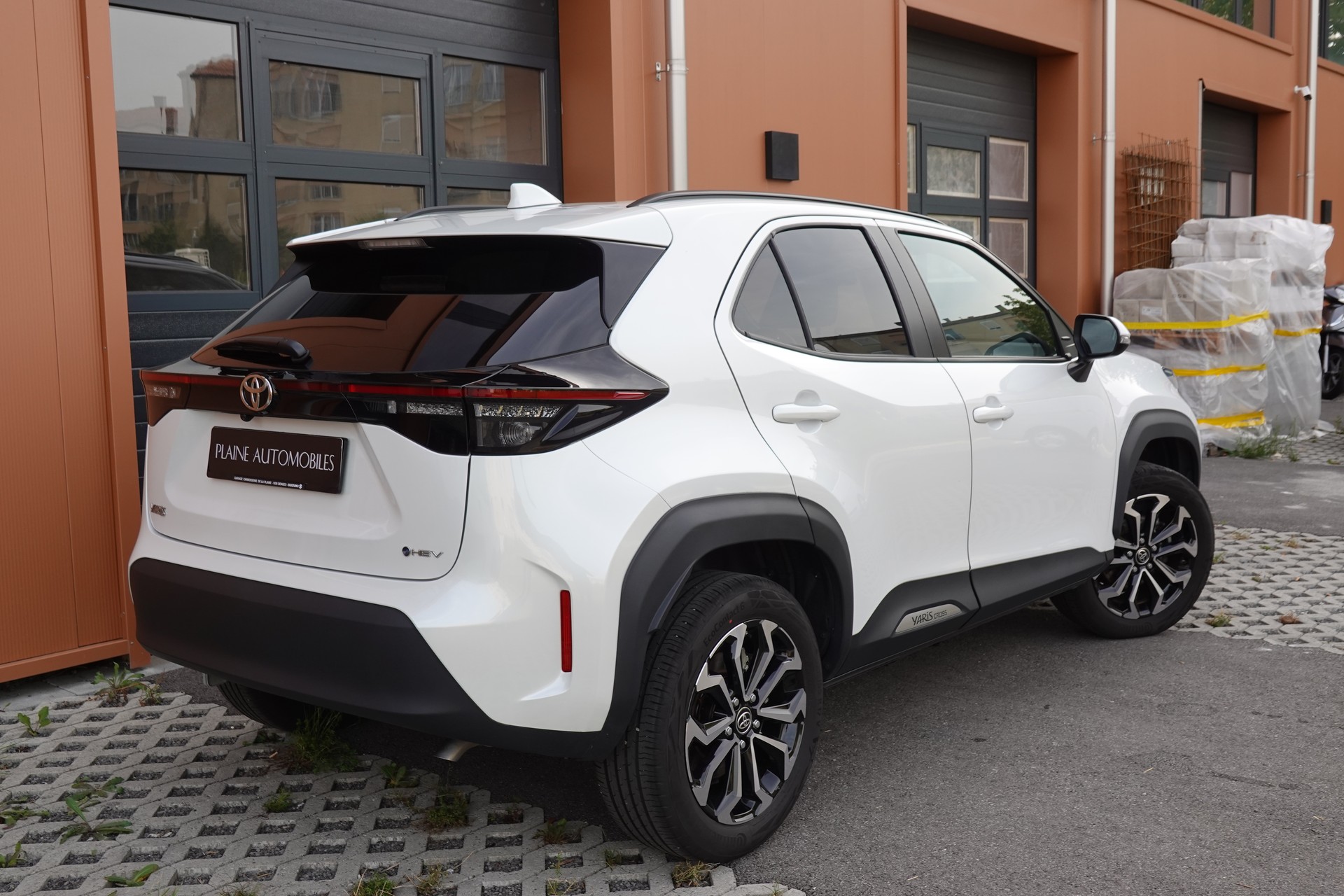 TOYOTA Yaris Cross 1.5 Trend e-CVT "* Garantie 10ans/185'000Kms * Sièges chauffants * Caméra de recul * Tempomat Adaptatif *"-image-6