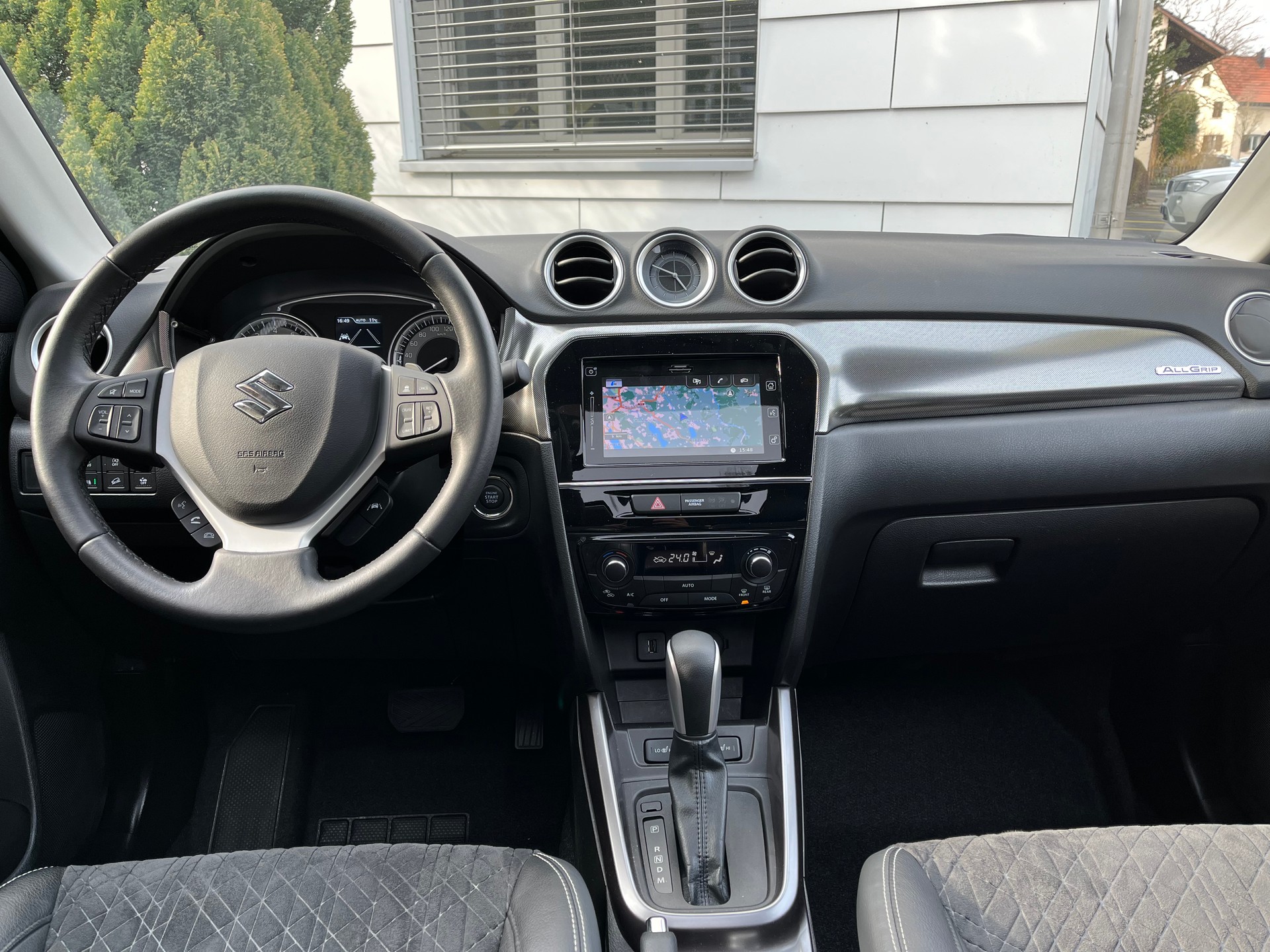 SUZUKI Vitara 1.4 4x4 Boosterjet Compact Top Automatic Allgrip *Vollausstattung*aus 1. Hand*Garantie*-image-7
