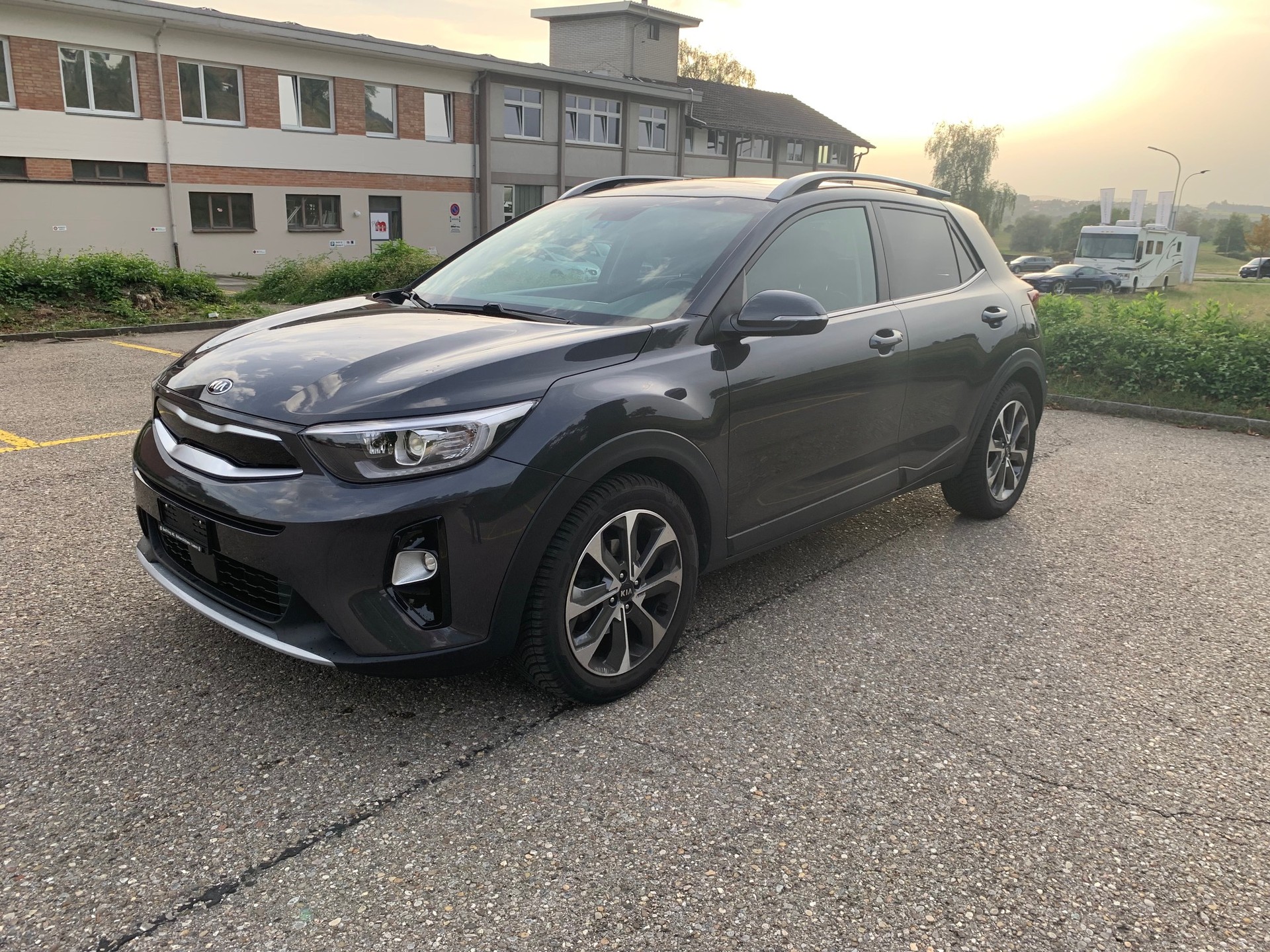 KIA Stonic 1.0 T-GDi-image-1