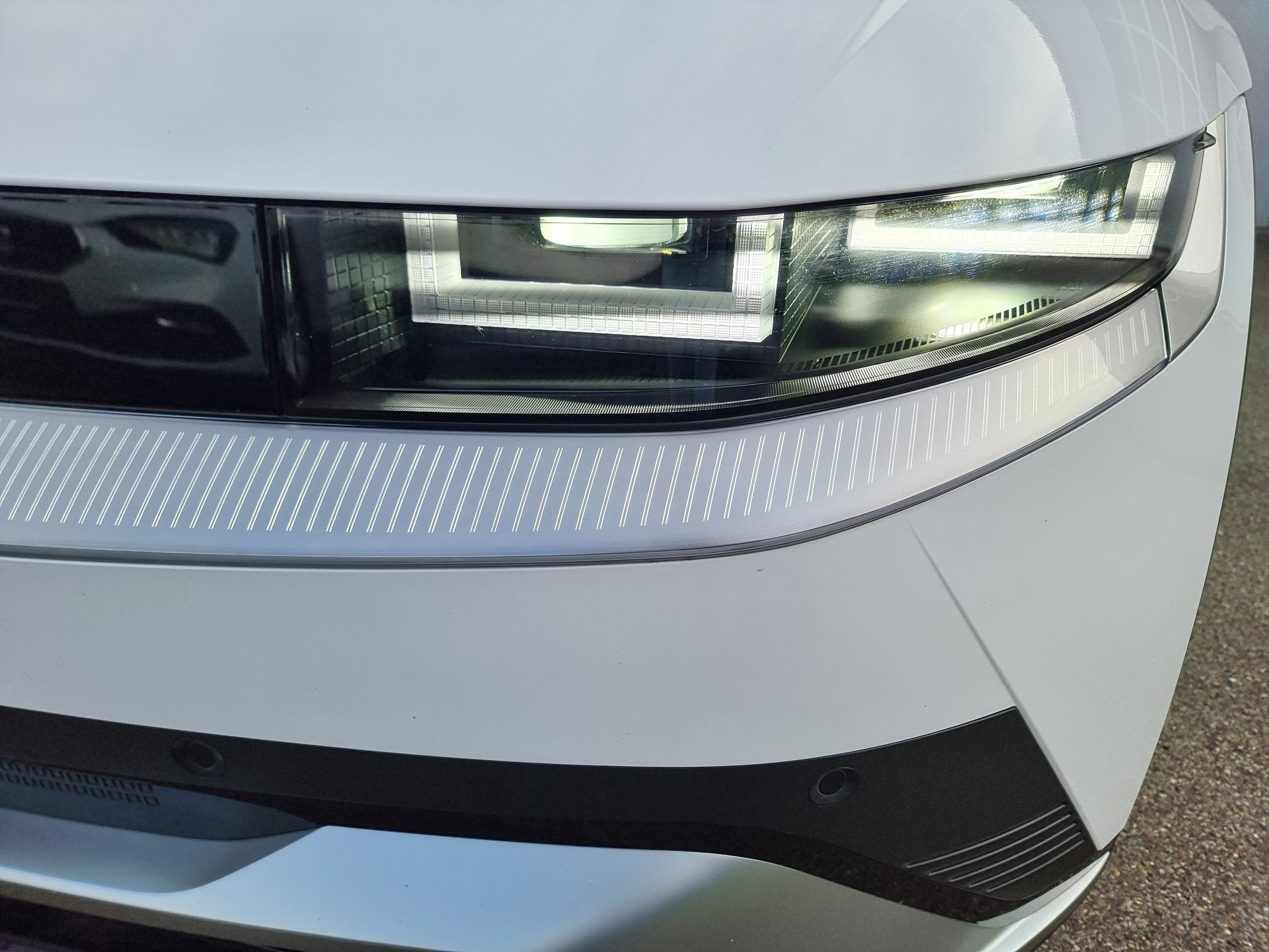 HYUNDAI Ioniq 5 84 kWh Amplia 2WD-image-3