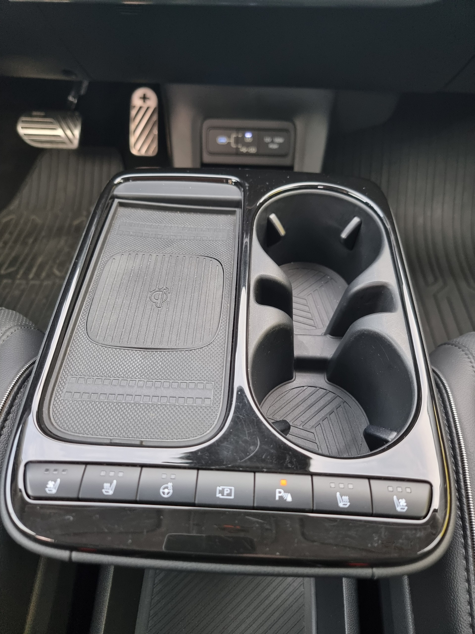 HYUNDAI Ioniq 5 84 kWh Amplia 2WD-image-6