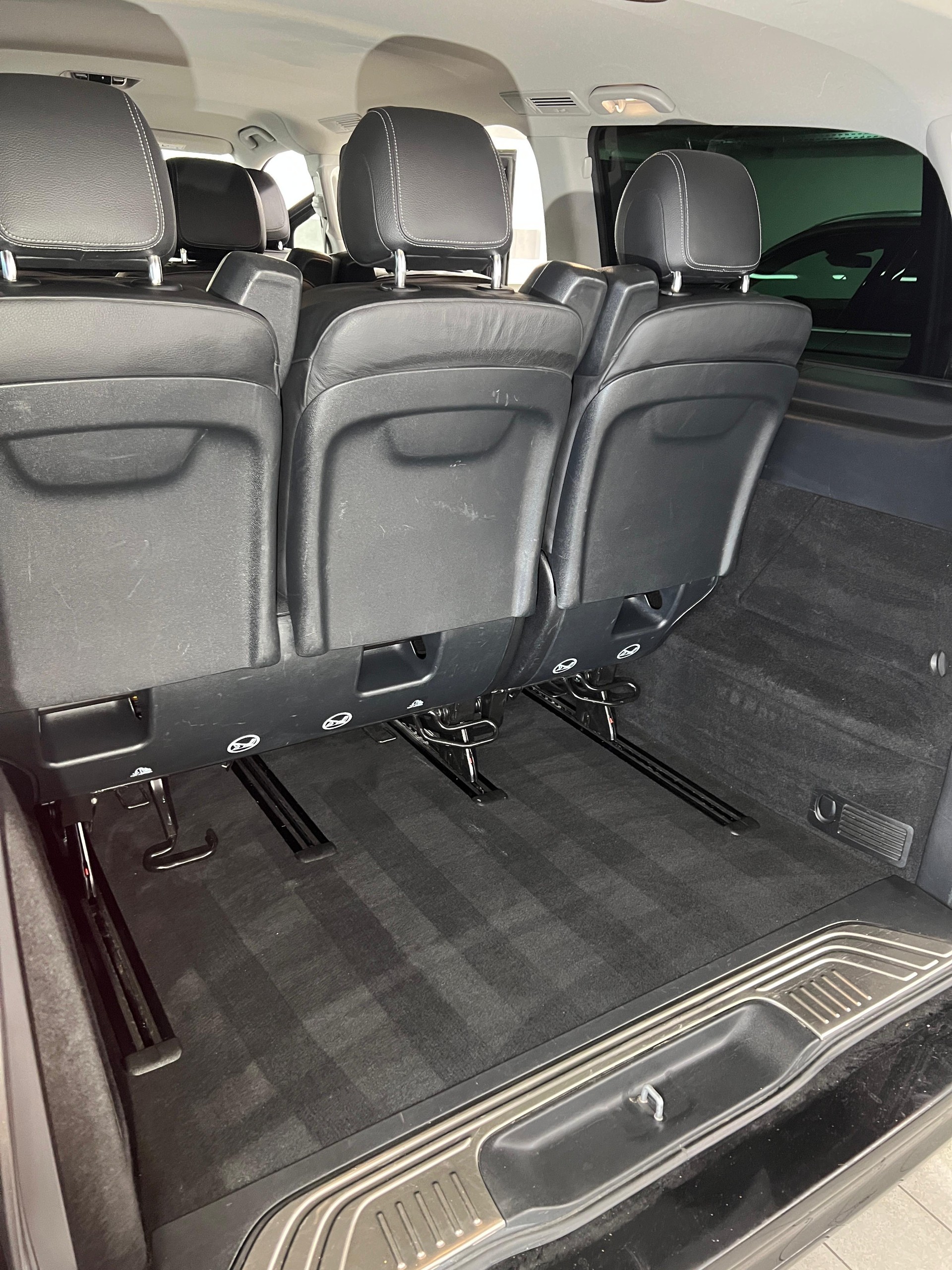 MERCEDES-BENZ V 250 d lang 4Matic 9G-Tronic-image-12