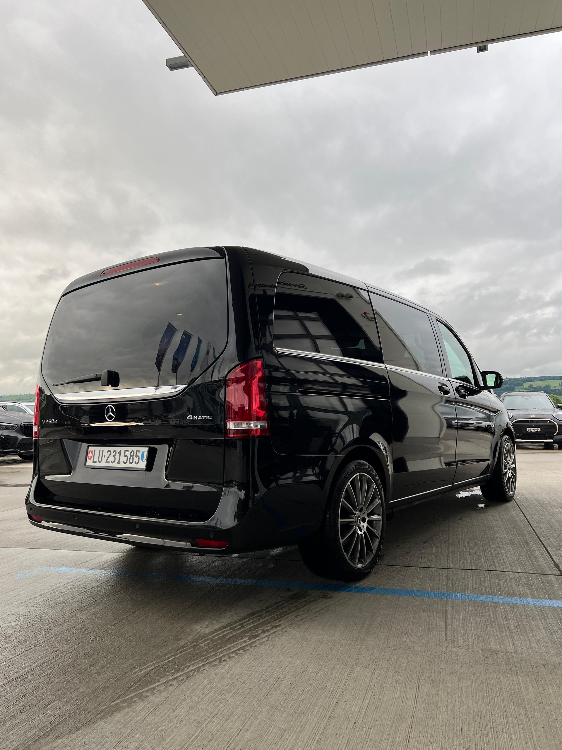 MERCEDES-BENZ V 250 d lang 4Matic 9G-Tronic-image-1
