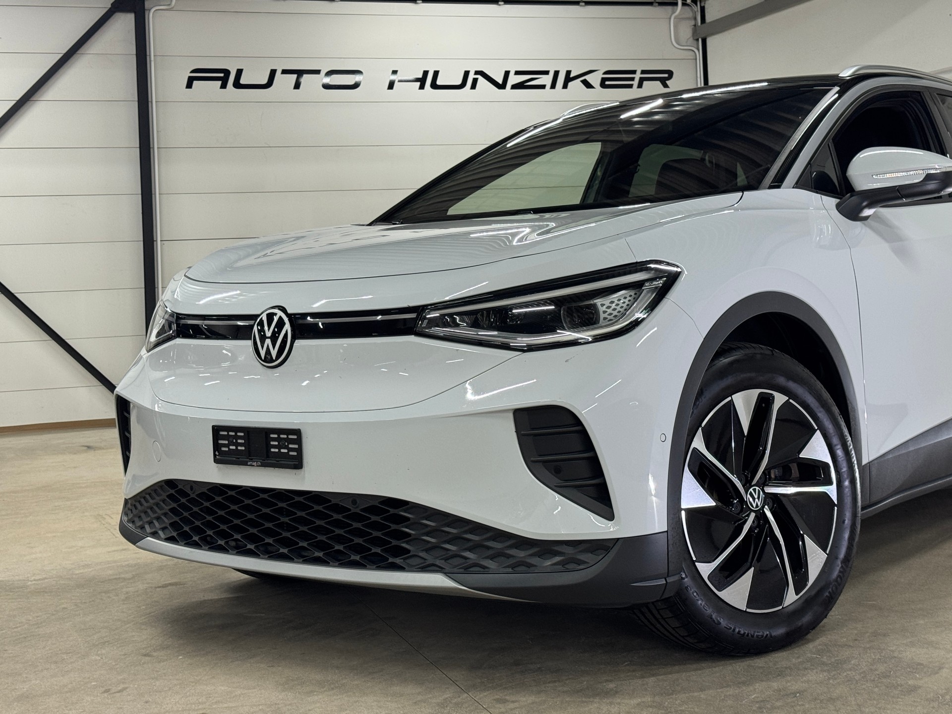 VW ID.4 Pro United 77 kWh 4 Motion / 286 PS / Modell 2025-showroom-element-1