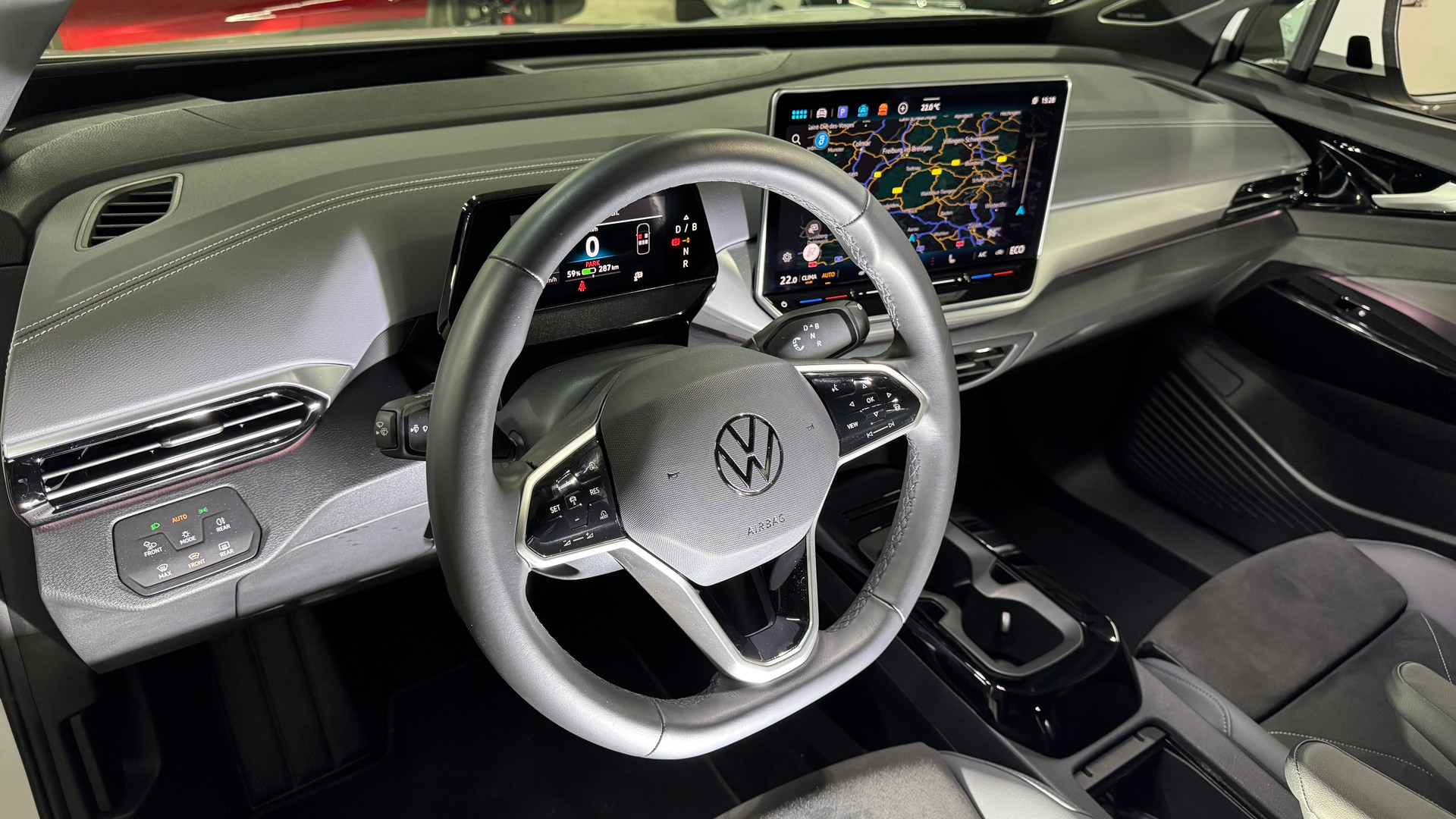 VW ID.4 Pro United 77 kWh 4 Motion / 286 PS / Modell 2025-image-10