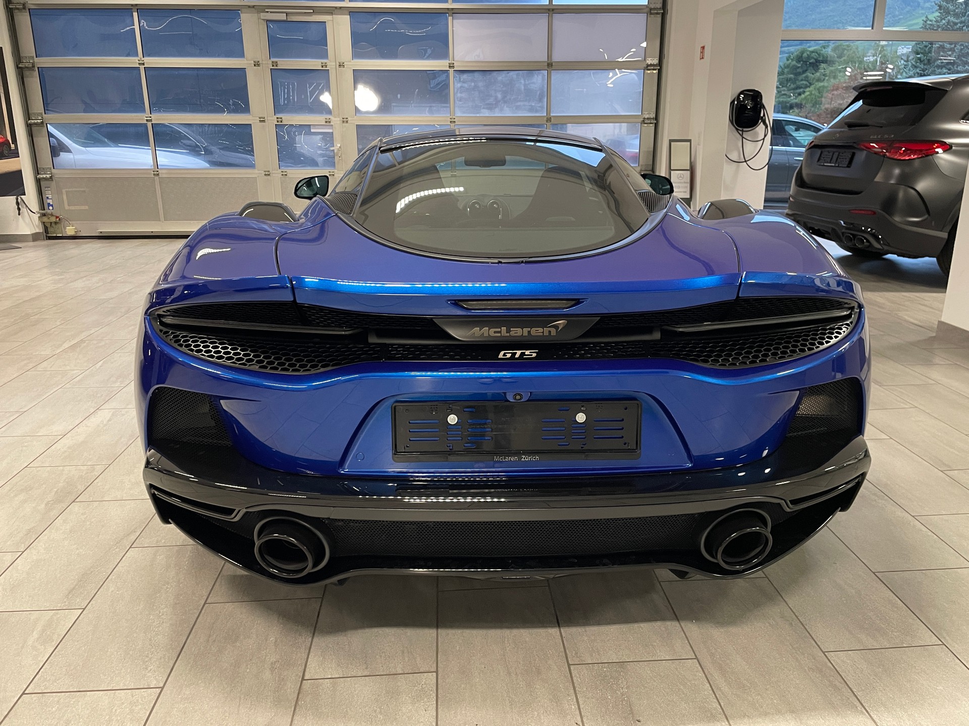 McLAREN GTS-image-7