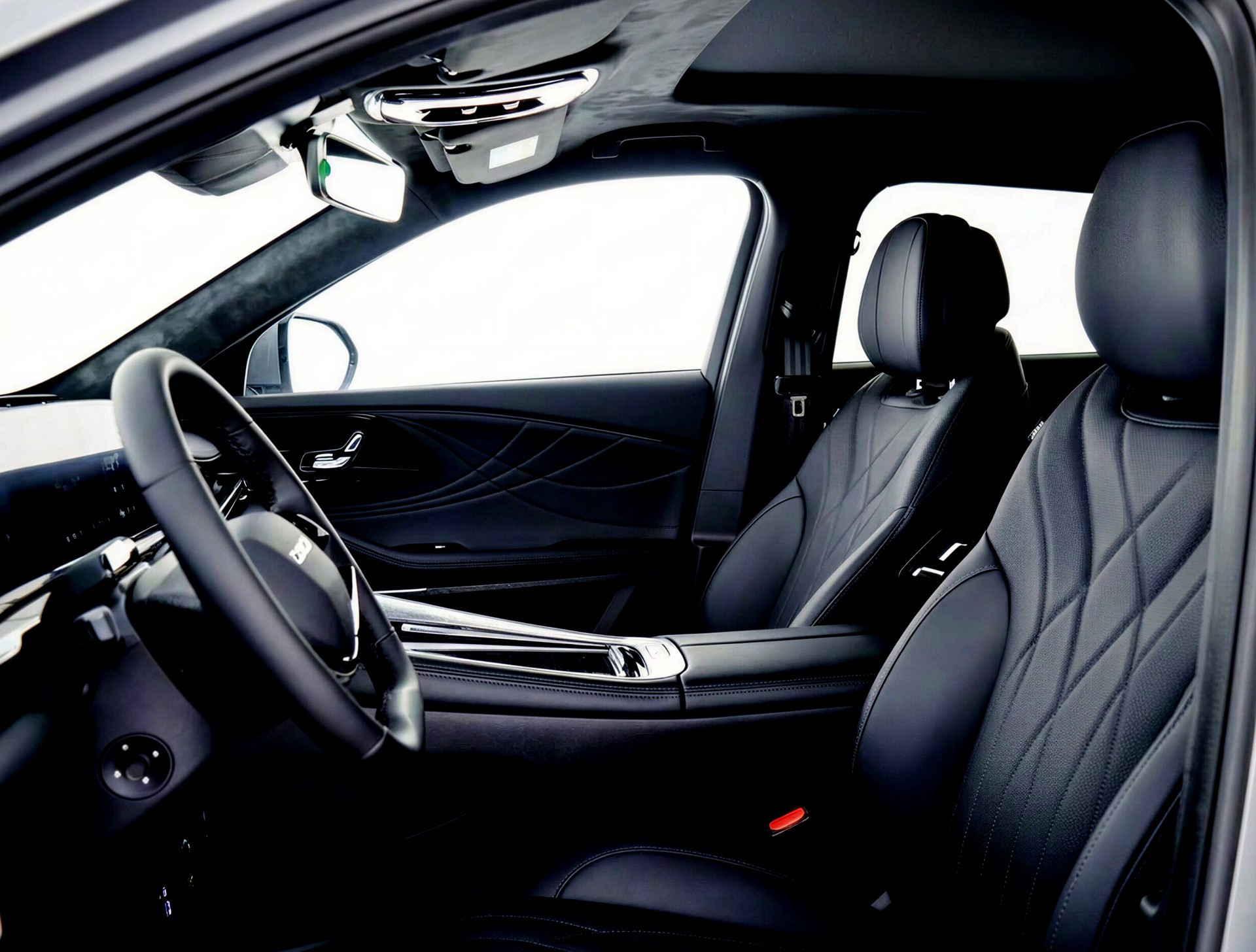 OMODA 9 1.5 T-GDI Exclusive Super Hybrid PHEV AWD 537PS-showroom-element-2