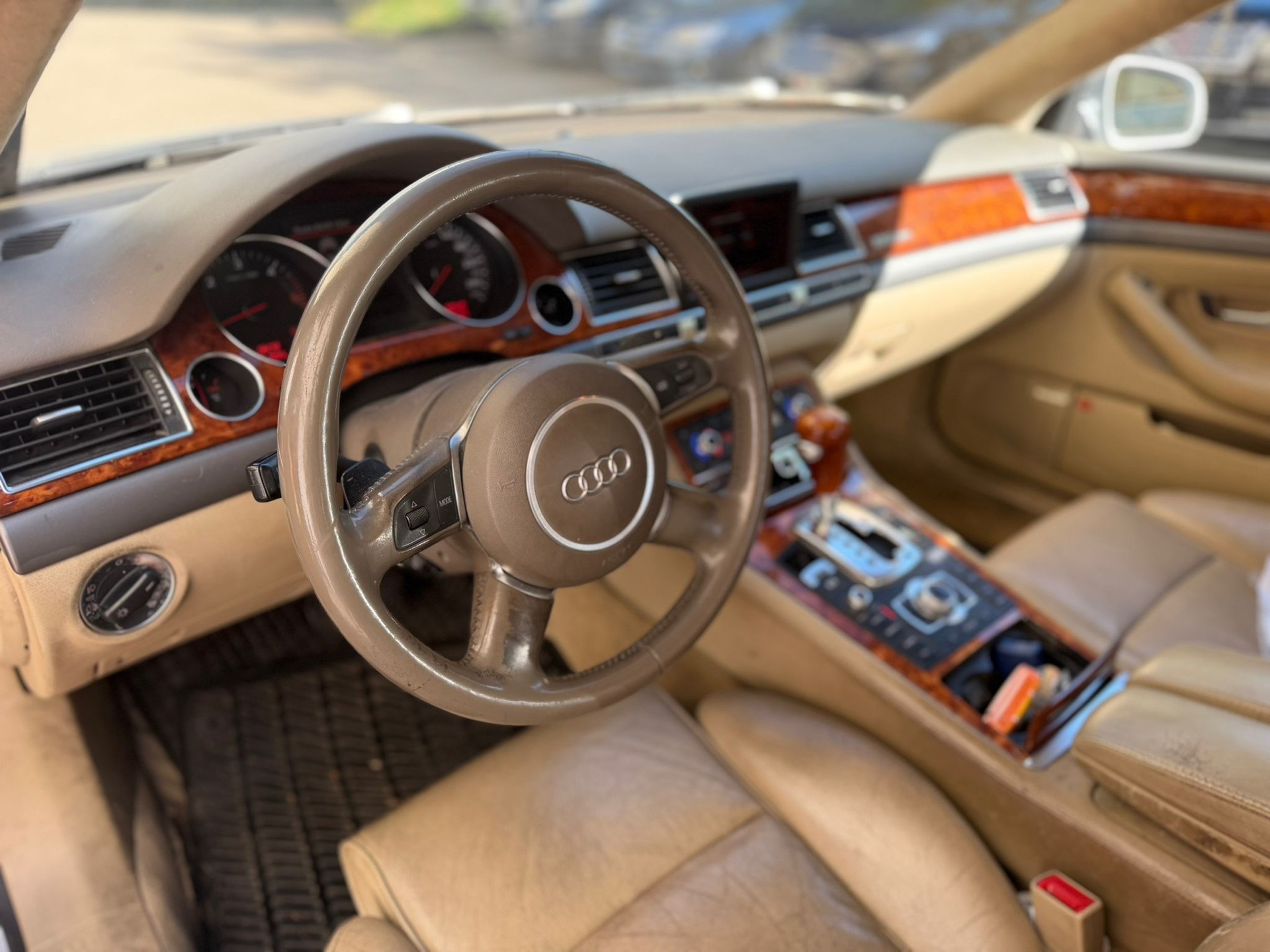 AUDI A8 4.0 TDI quattro tiptronic-image-5