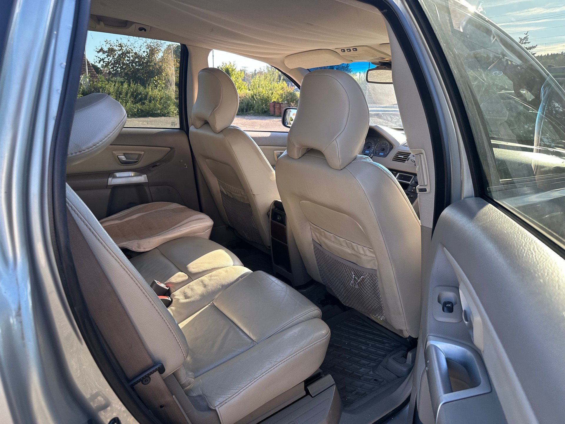 VOLVO XC90 T6 AWD Geartronic-image-3