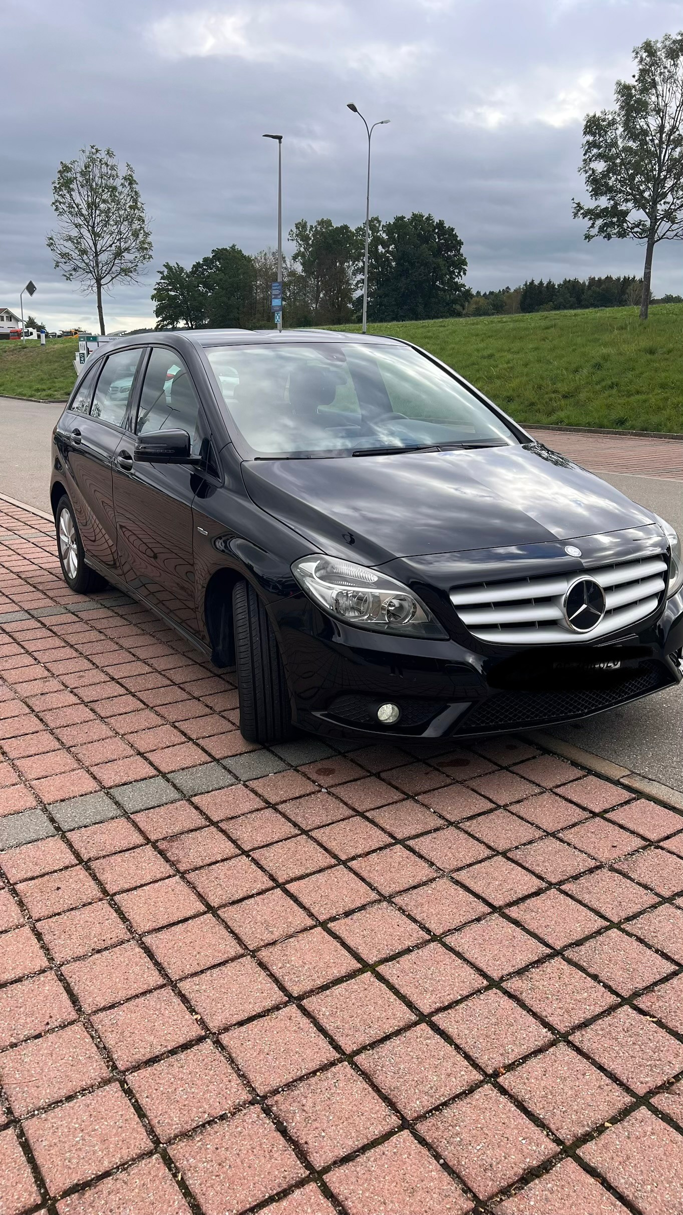 MERCEDES-BENZ B 180 CDI BlueEF-image-0