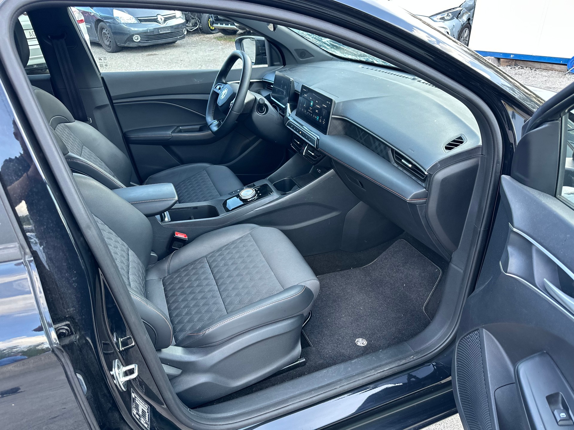 MG 3 1.5 Hybrid Luxury Aut.-image-13