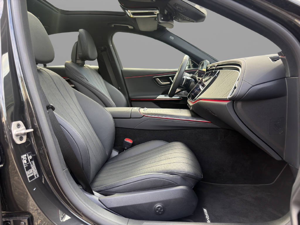MERCEDES-BENZ E 220 d AMG Line 4matic-image-13