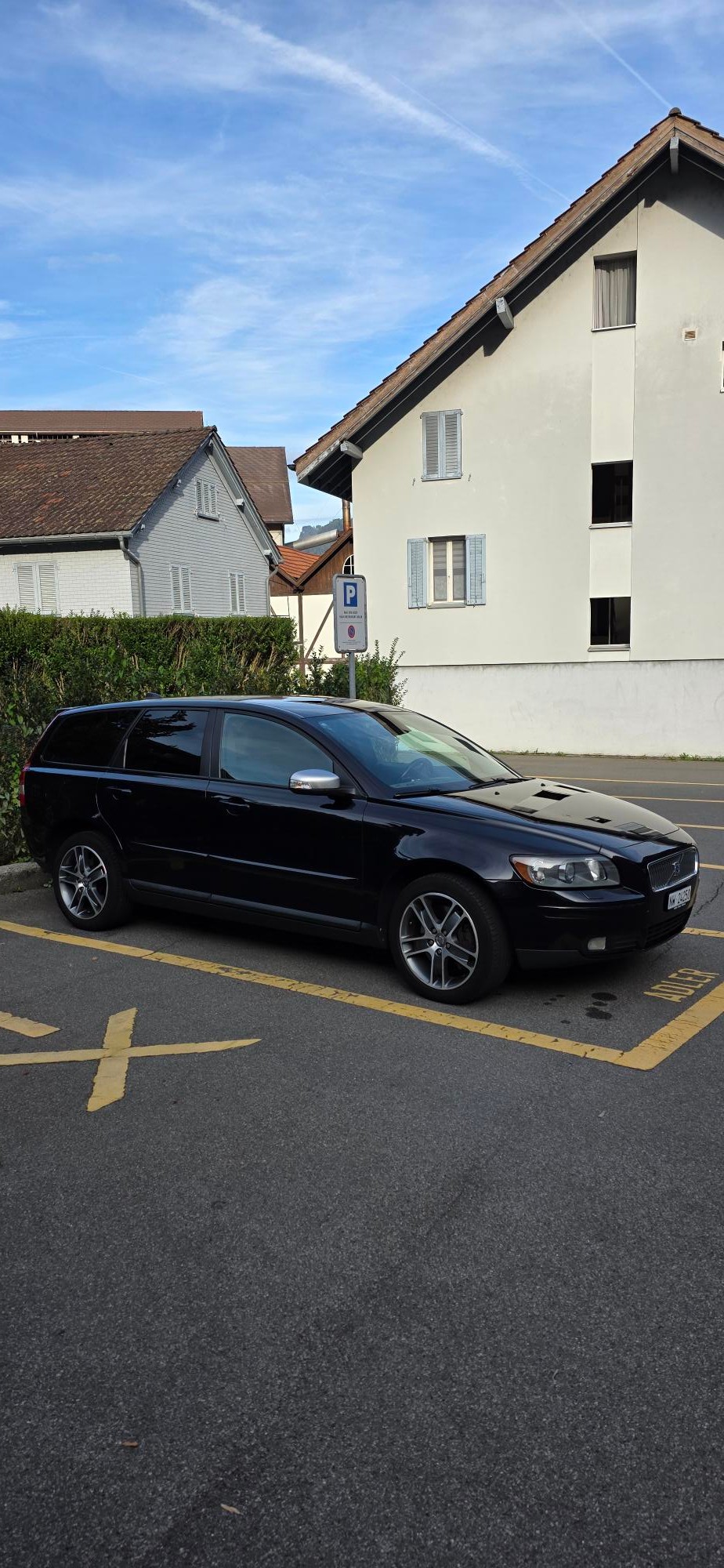 VOLVO 2.5 T5 Momentum AWD-image-1