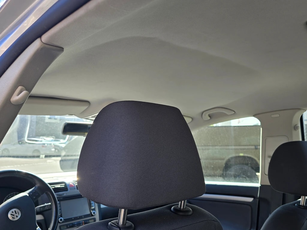 VW Golf 2.0 TDI Comfortline 4Motion-image-9