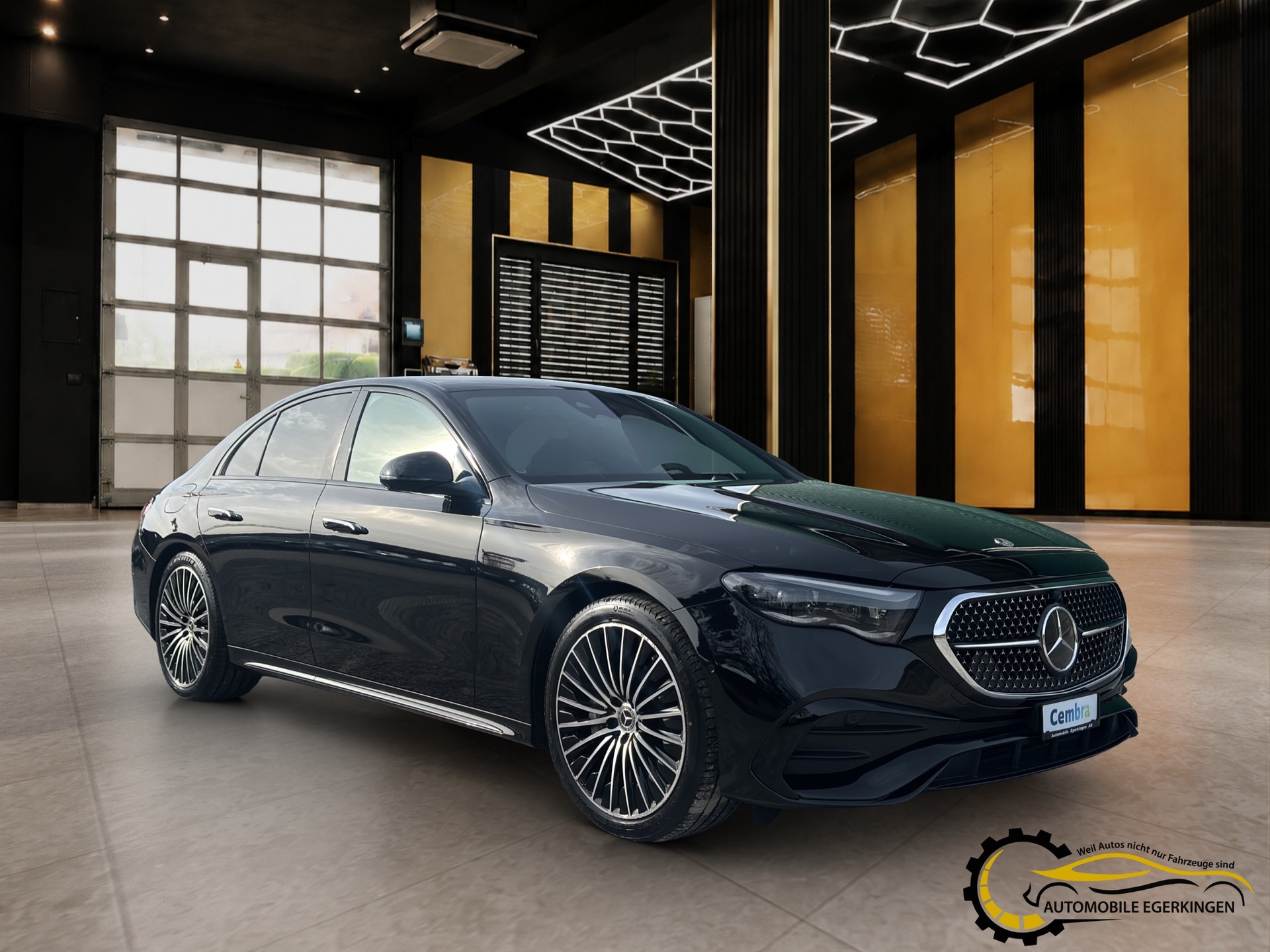 MERCEDES-BENZ E 220 d AMG Line 4matic-image-2