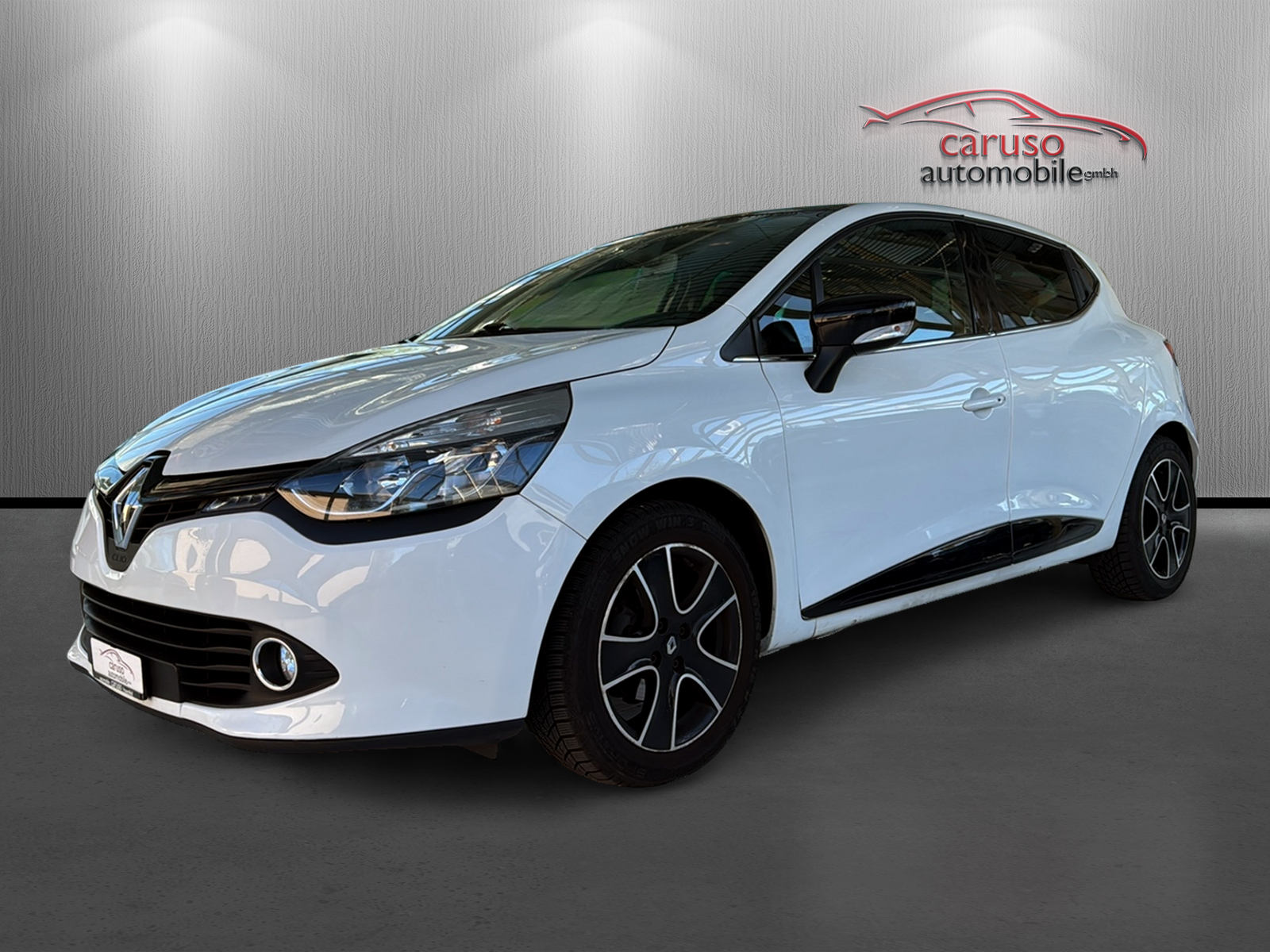RENAULT Clio 0.9 12V Swiss Edition*Panoramadach*-image-6