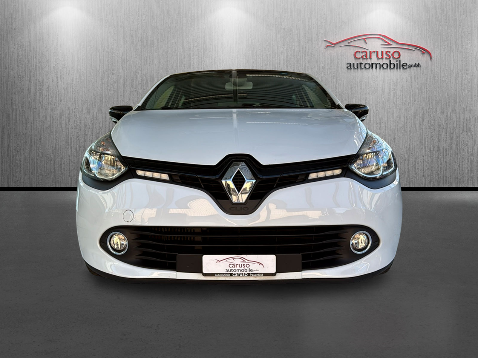 RENAULT Clio 0.9 12V Swiss Edition*Panoramadach*-image-1