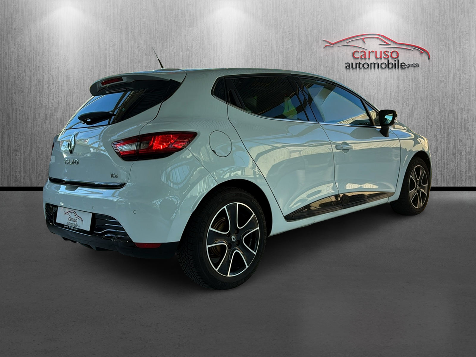 RENAULT Clio 0.9 12V Swiss Edition*Panoramadach*-image-3