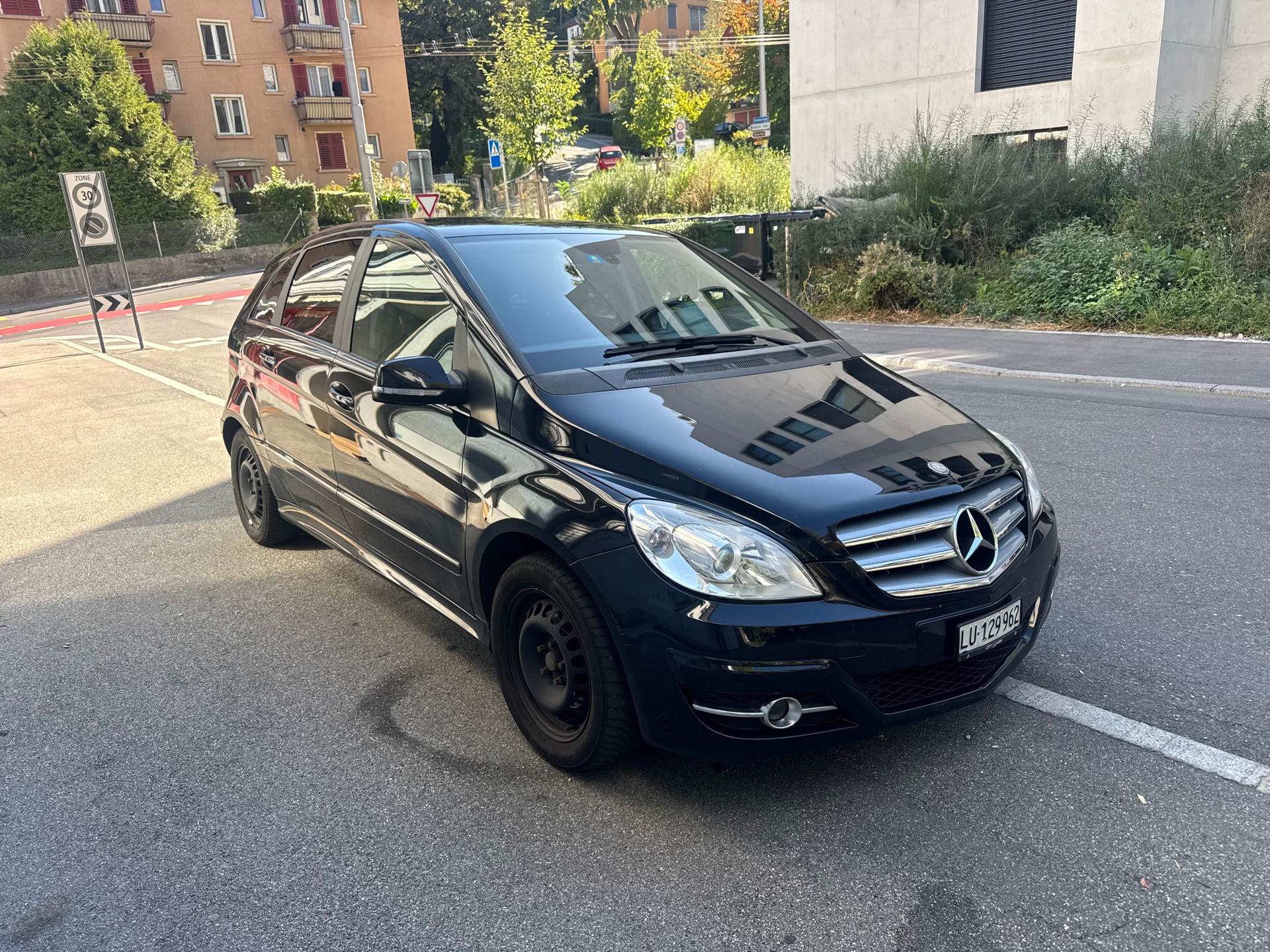 MERCEDES-BENZ B 180 CDI Autotronic-image-7