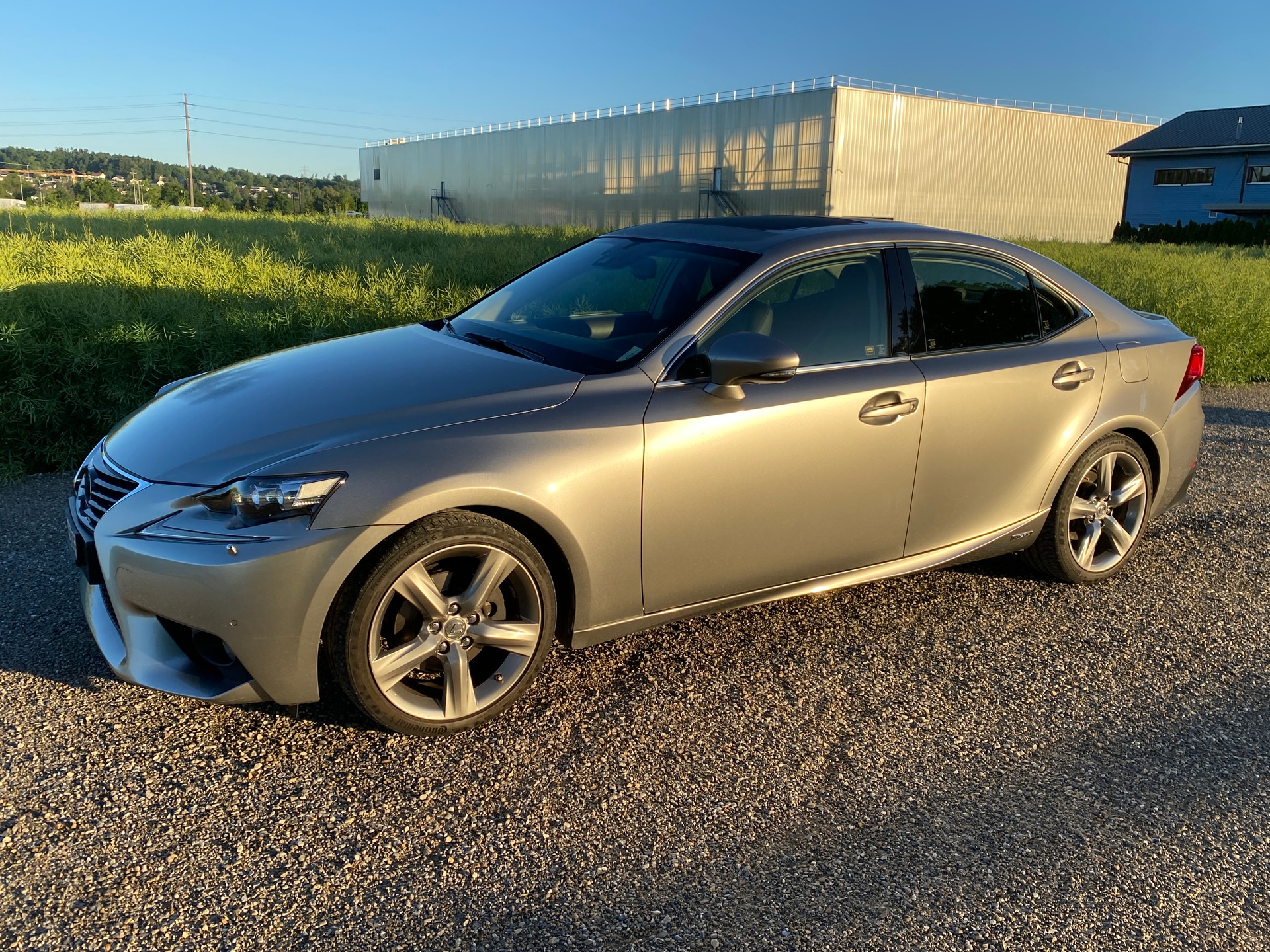 LEXUS 300h Excellence-image-3