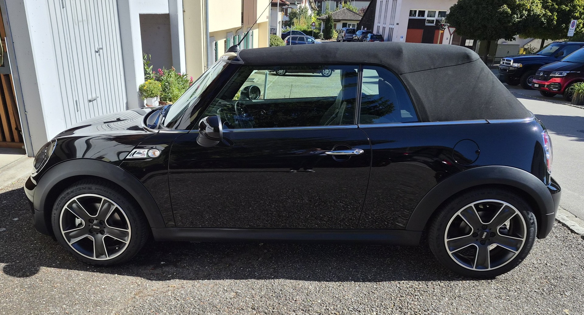 MINI 1.6i Cooper S-image-0