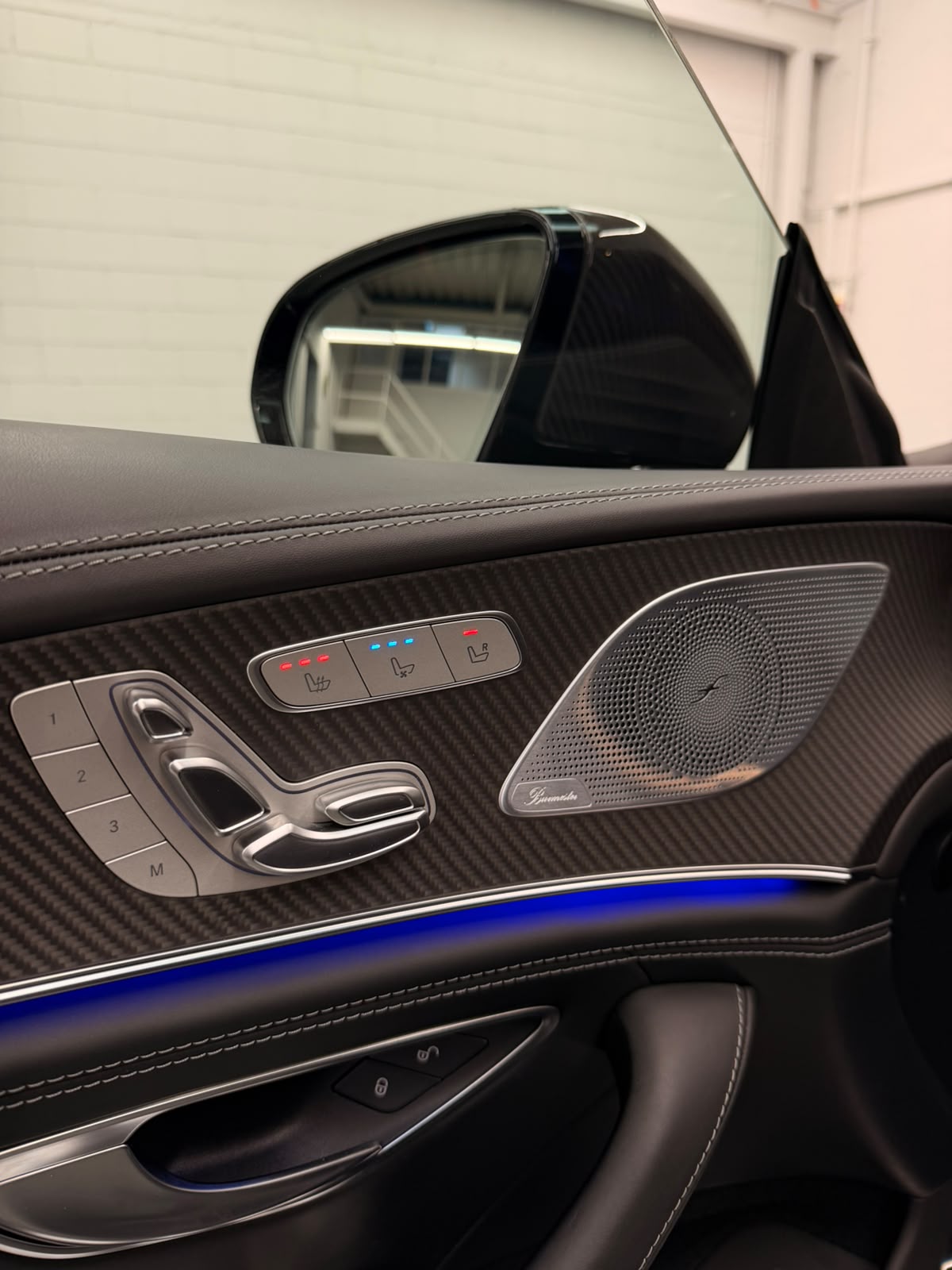 MERCEDES-BENZ AMG GT 4 63 S 4Matic+ Speedshift MCT All Black Performance Carbon Packet-image-14