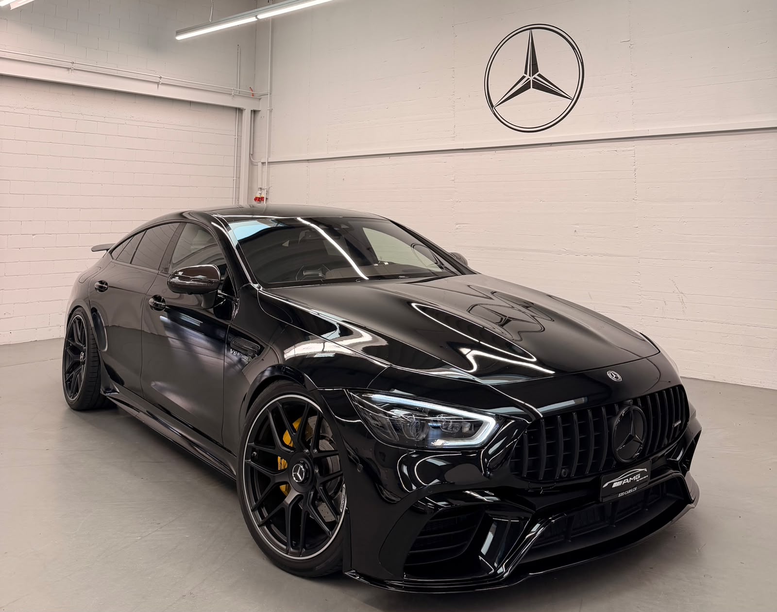 MERCEDES-BENZ AMG GT 4 63 S 4Matic+ Speedshift MCT All Black Performance Carbon Packet-image-3