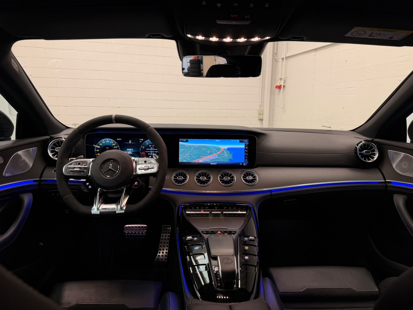 MERCEDES-BENZ AMG GT 4 63 S 4Matic+ Speedshift MCT All Black Performance Carbon Packet-image-13