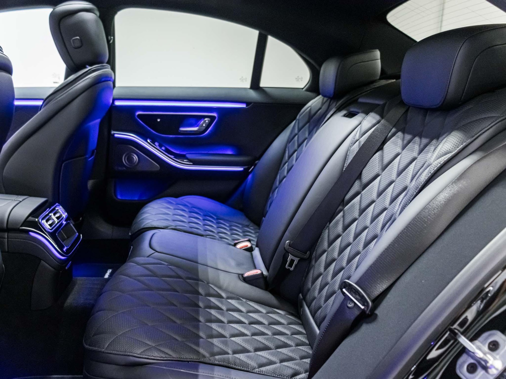 MERCEDES-BENZ S 350 d 4MATIC-image-7