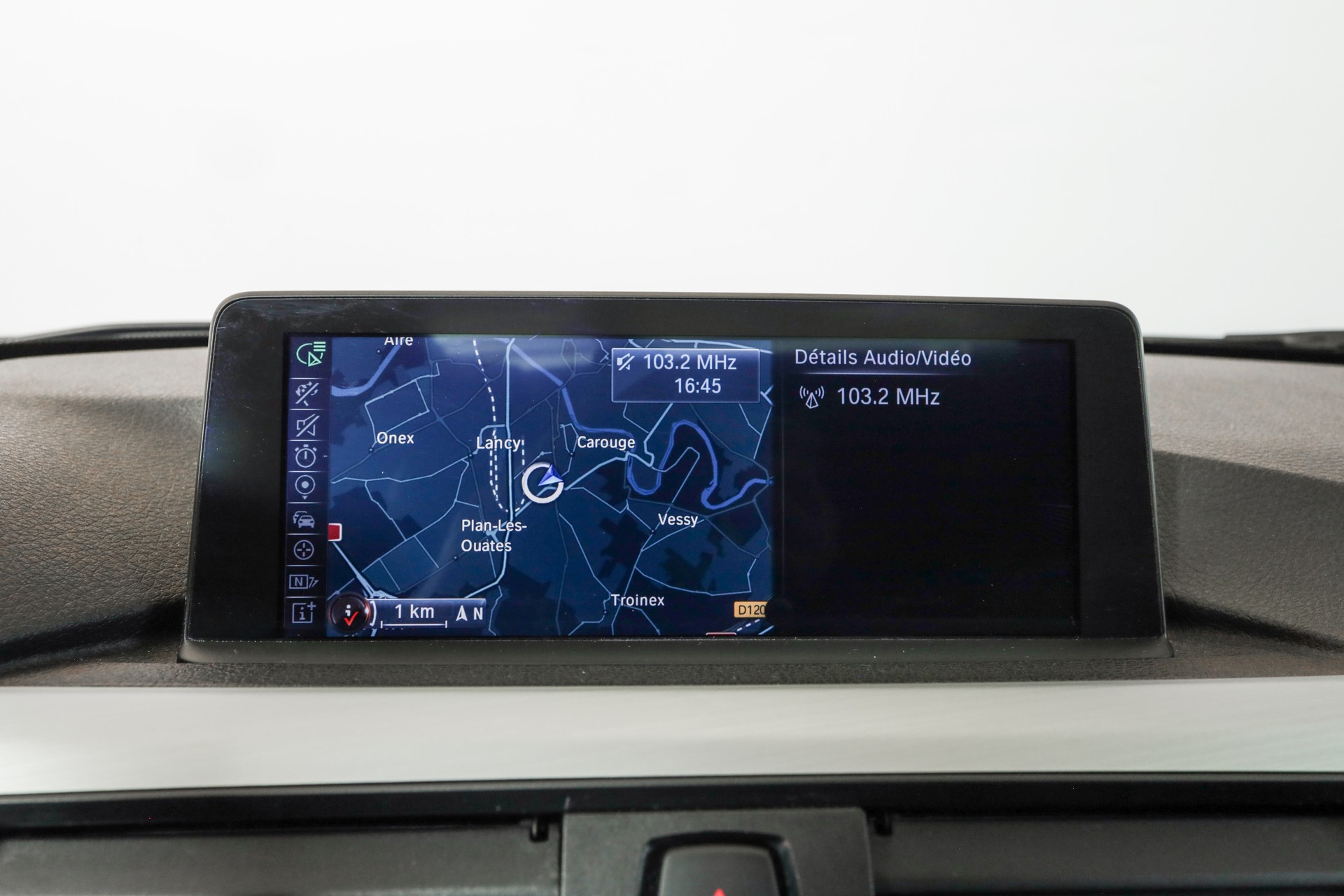 BMW 335i xDrive Touring Steptronic • Navigation Professional • Caméra de recul • Accès confort-image-19