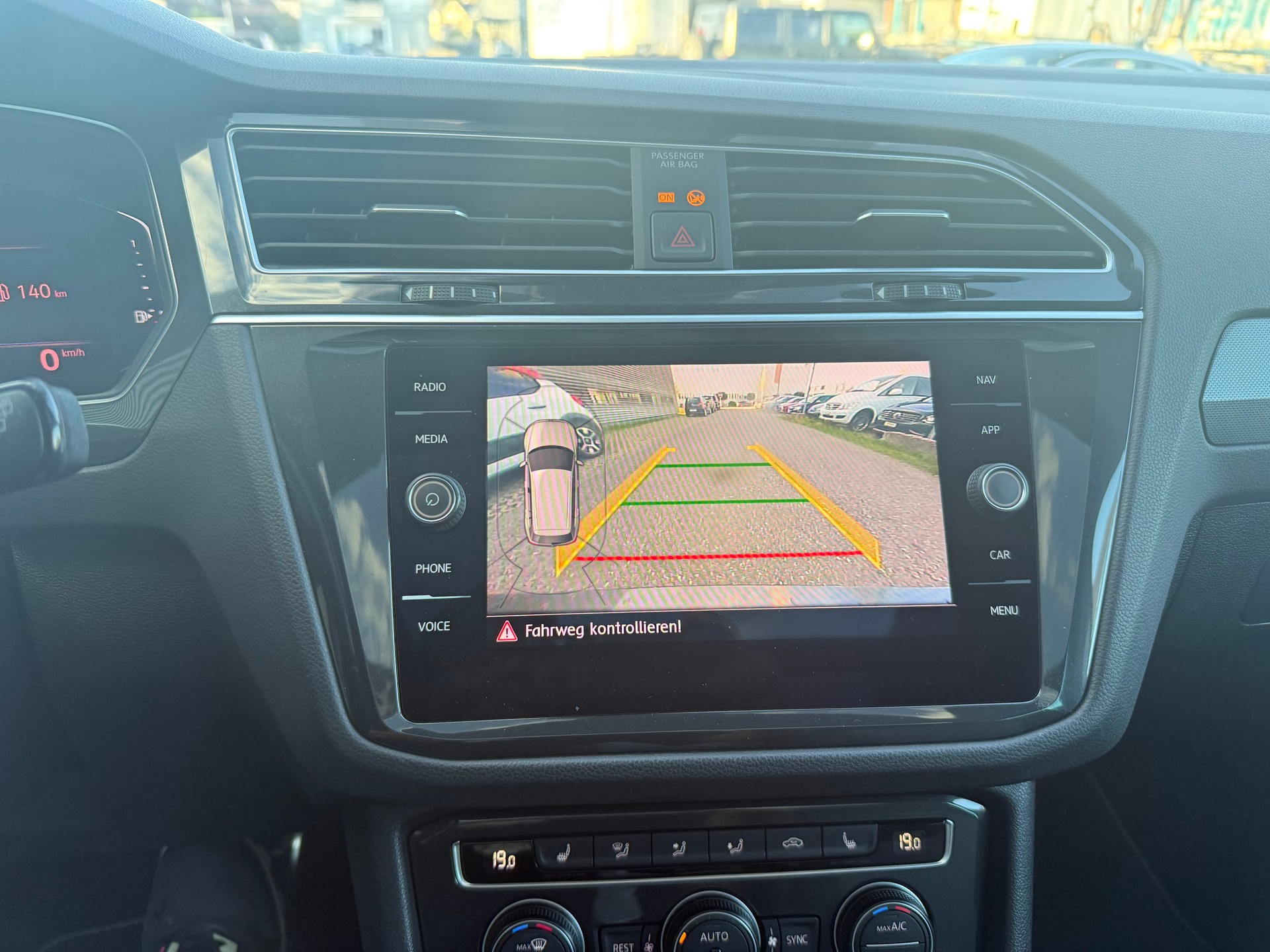VW Tiguan 2.0TSI Highline 4Motion DSG R-LINE-image-14