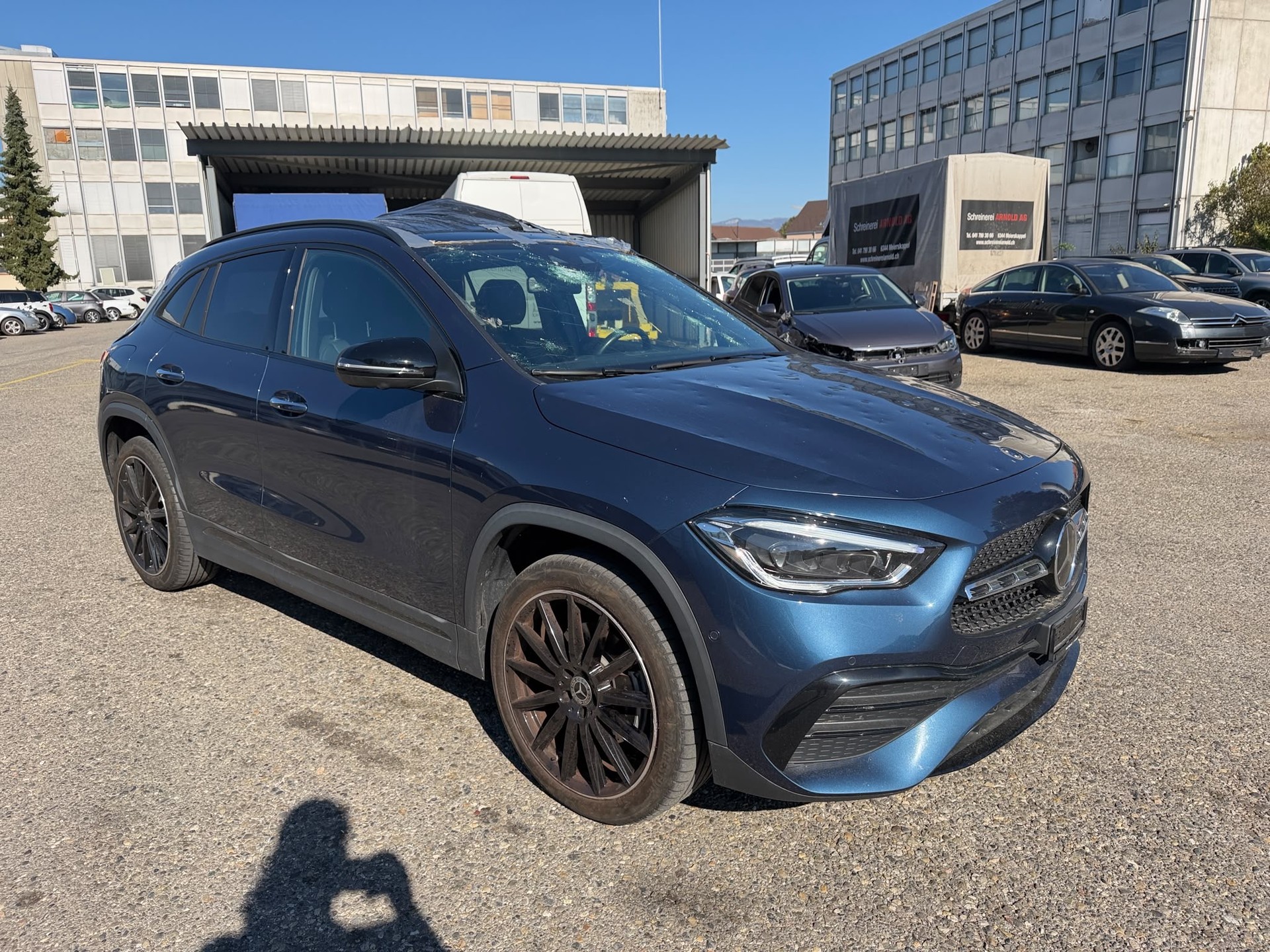 MERCEDES-BENZ GLA 250e AMG Line 8G-DCT-image-1