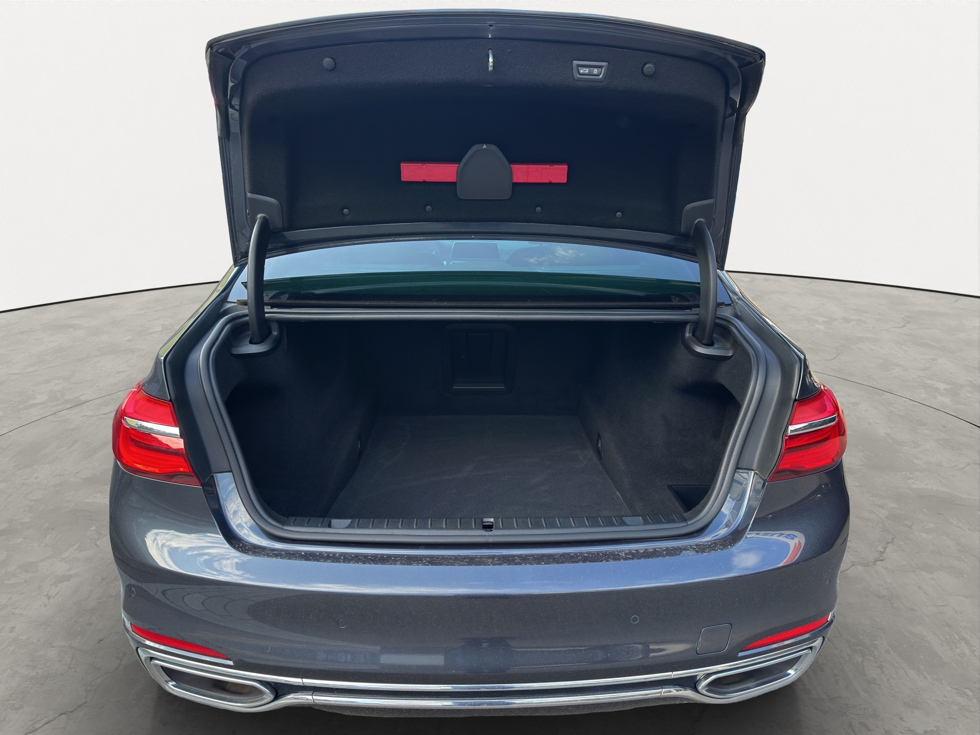 BMW 740d xDrive Steptronic-image-4