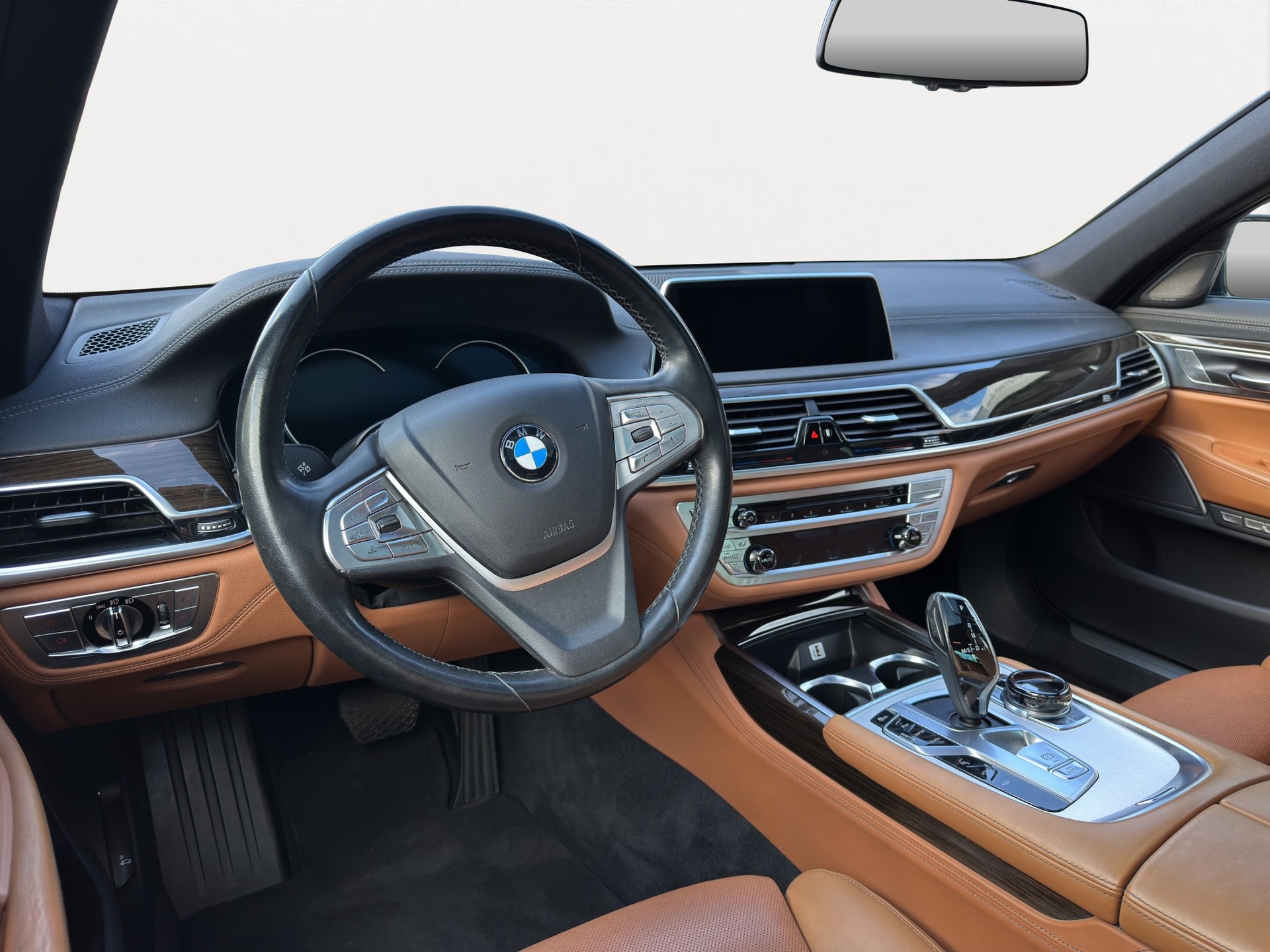 BMW 740d xDrive Steptronic-image-9