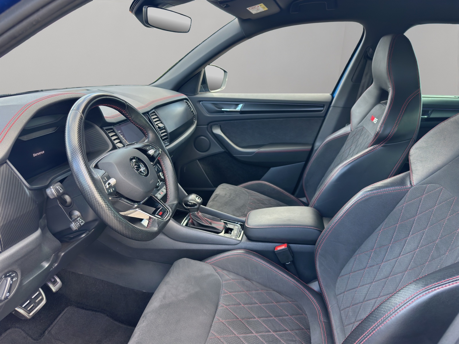 SKODA Kodiaq 2.0 TSI 4x4 RS-image-8