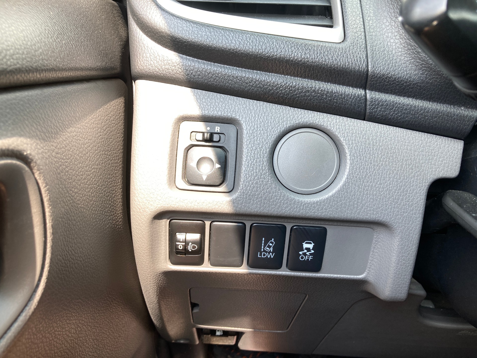 FIAT Fullback LX 2.4 MJ DC Swiss 4WD-image-9