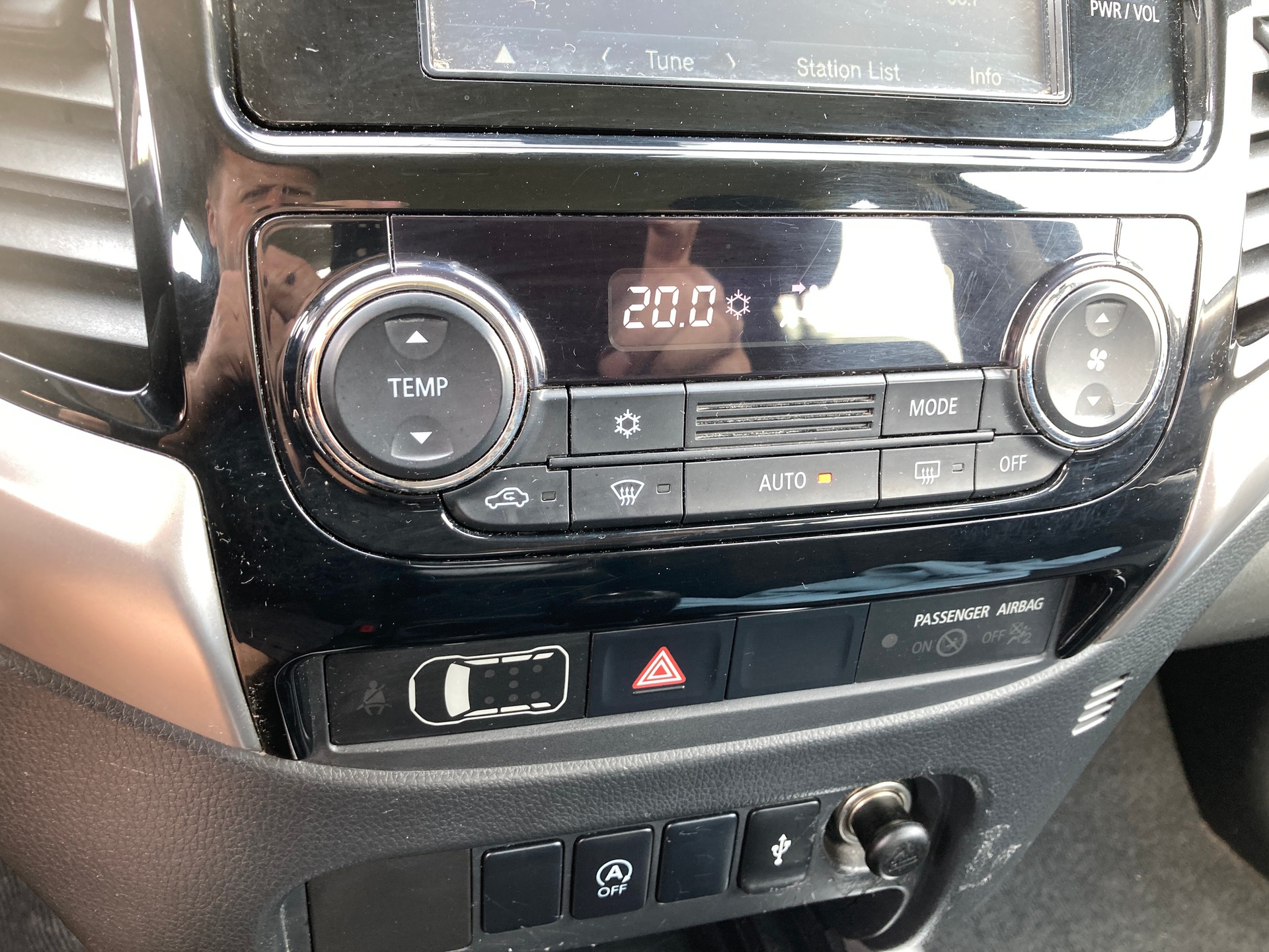FIAT Fullback LX 2.4 MJ DC Swiss 4WD-image-15