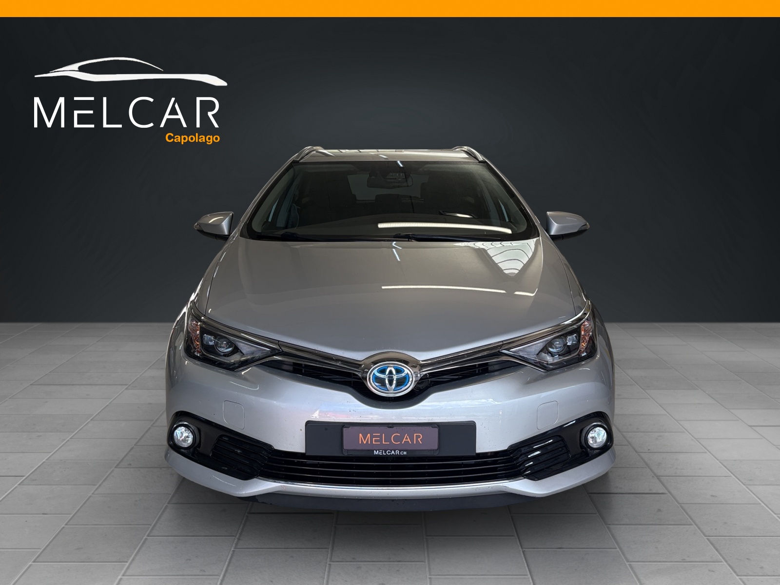 TOYOTA Auris Touring Sports 1.8 HSD Trend e-CVT-image-1