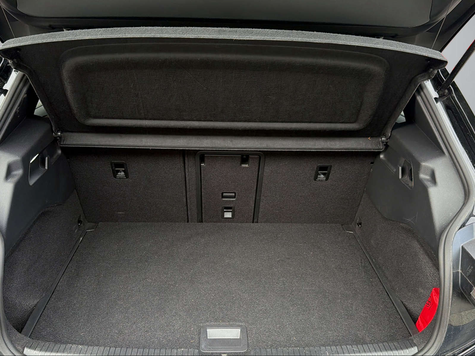 VW ID.3 Pro 52 kWh Pure United-image-5