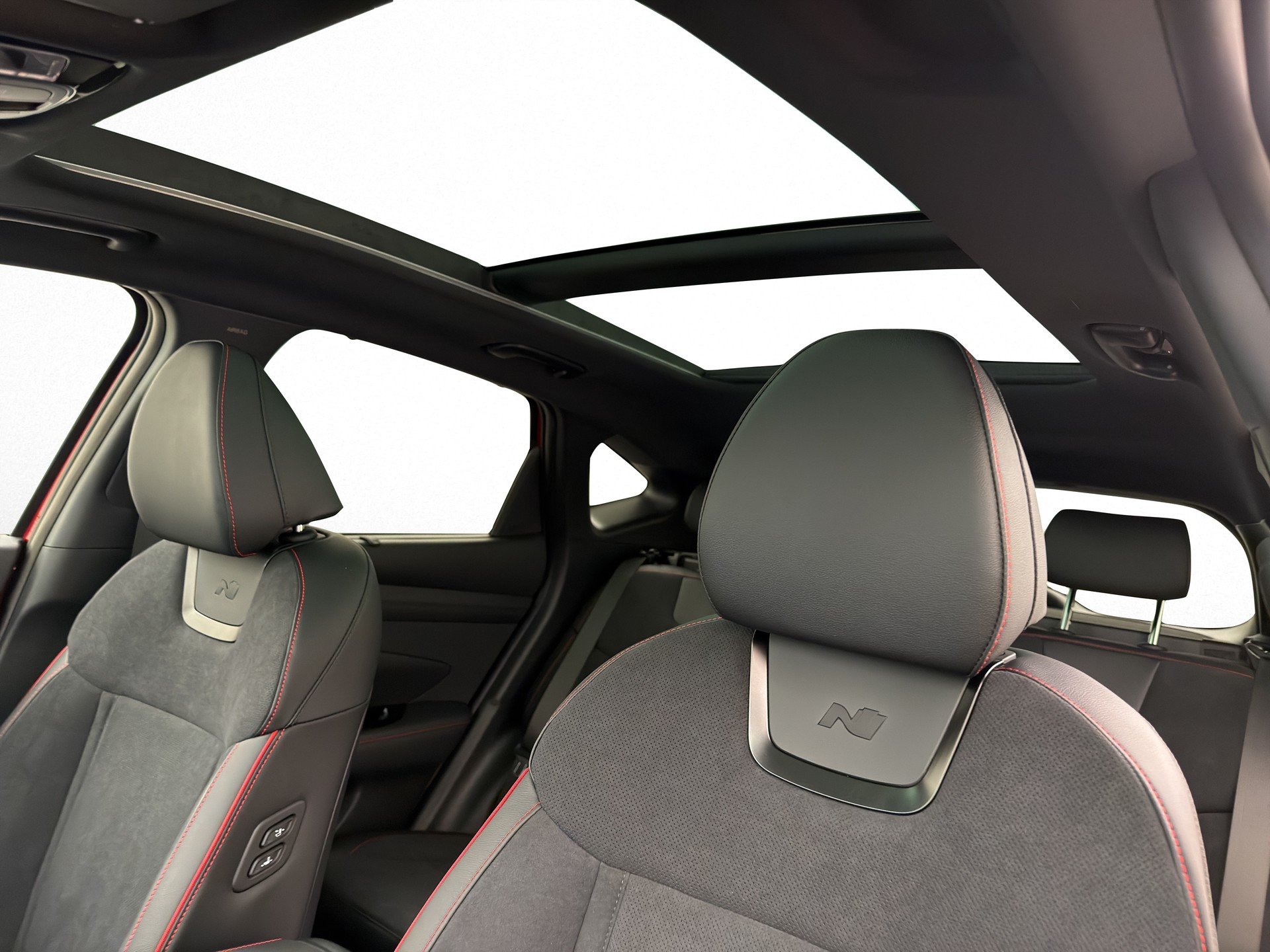 HYUNDAI Tucson 1.6 T-GDi HEV N-Line 4WD-image-14