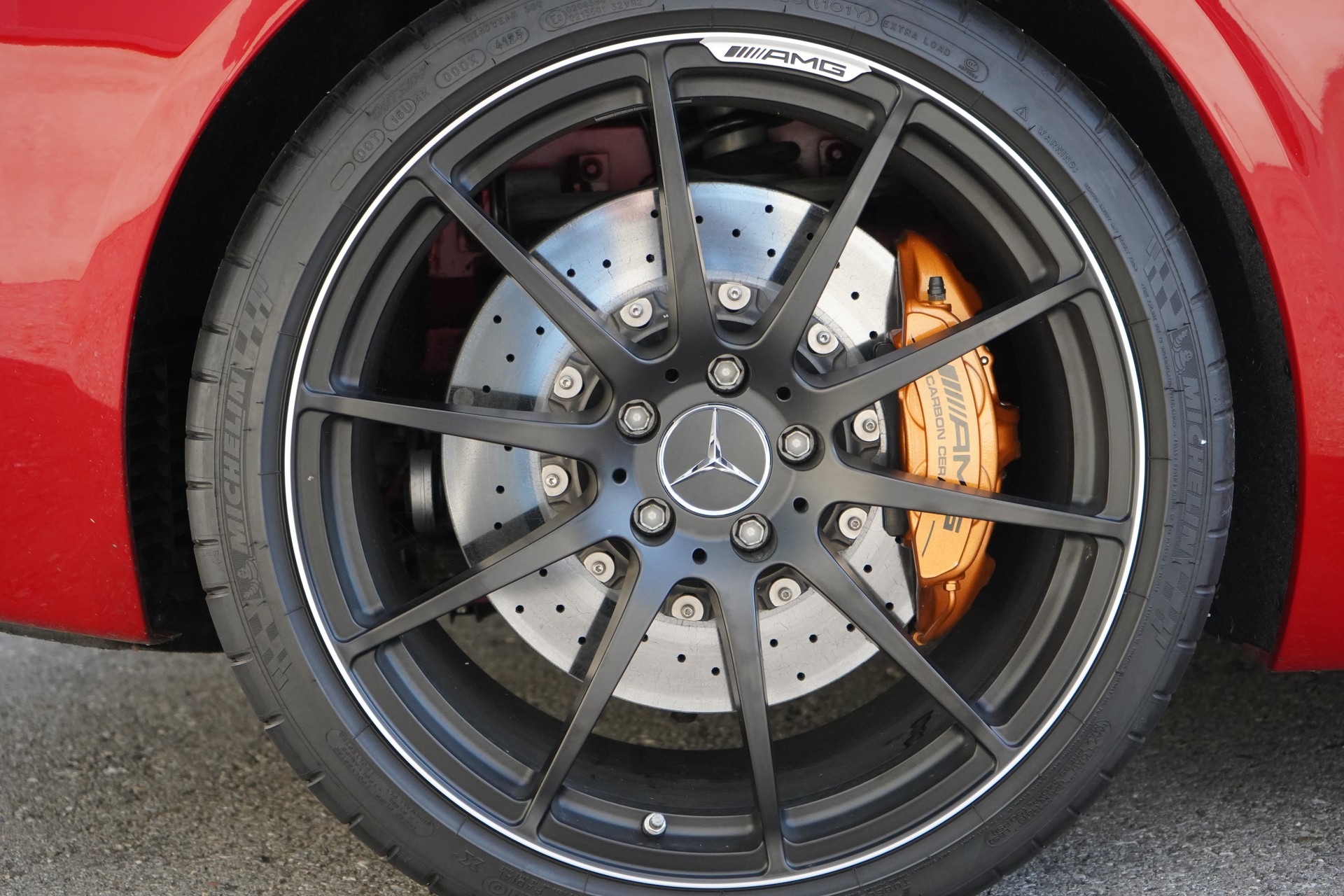 MERCEDES-BENZ SLS AMG Roadster-image-17
