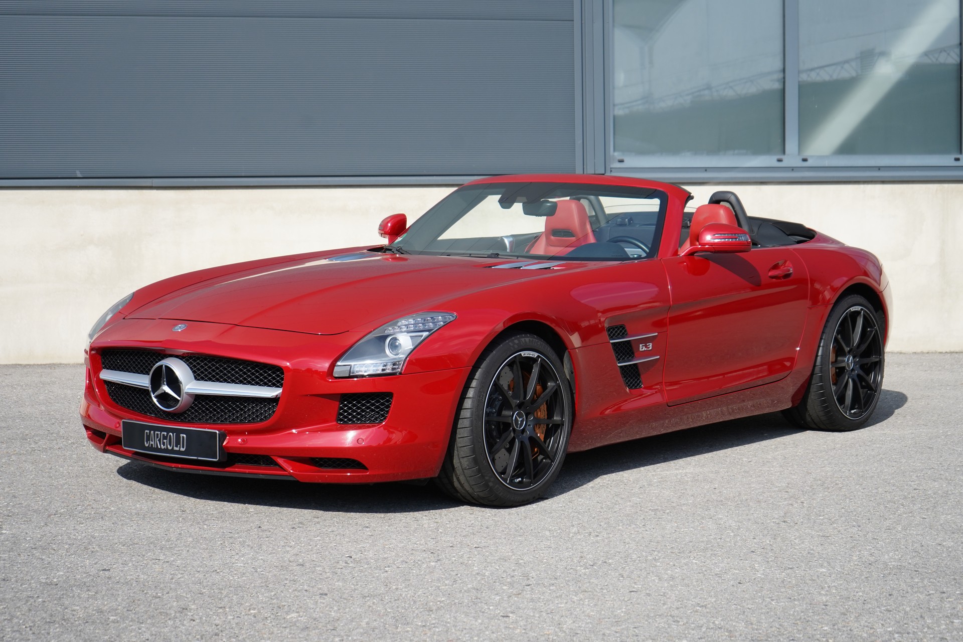 MERCEDES-BENZ SLS AMG Roadster-image-2